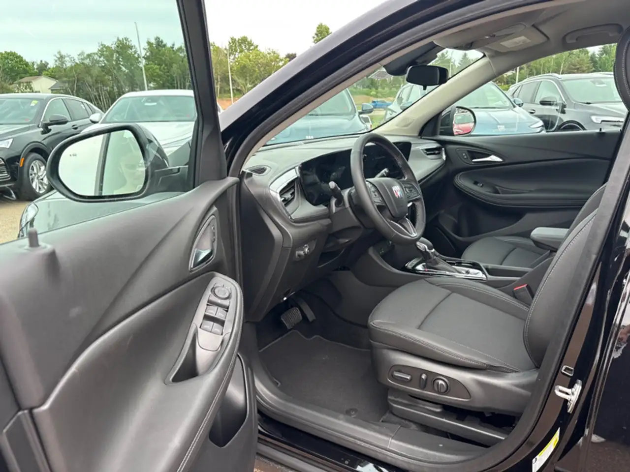 Buick Encore photo Buick Encore