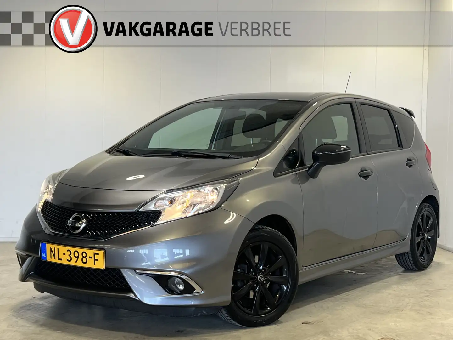 Nissan Note 1.2 Black Edition | Navigatie | Lichtmetalen Velge Šedá - 1