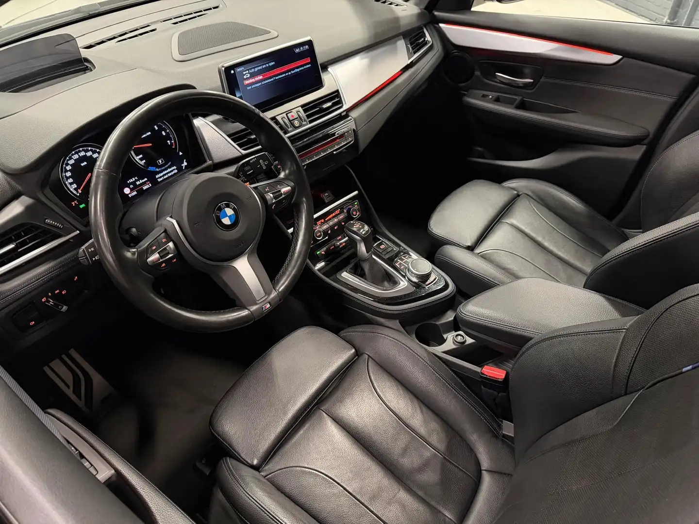 BMW 225 2-serie Active Tourer 225xe iPerformance / Pano / Schwarz - 2