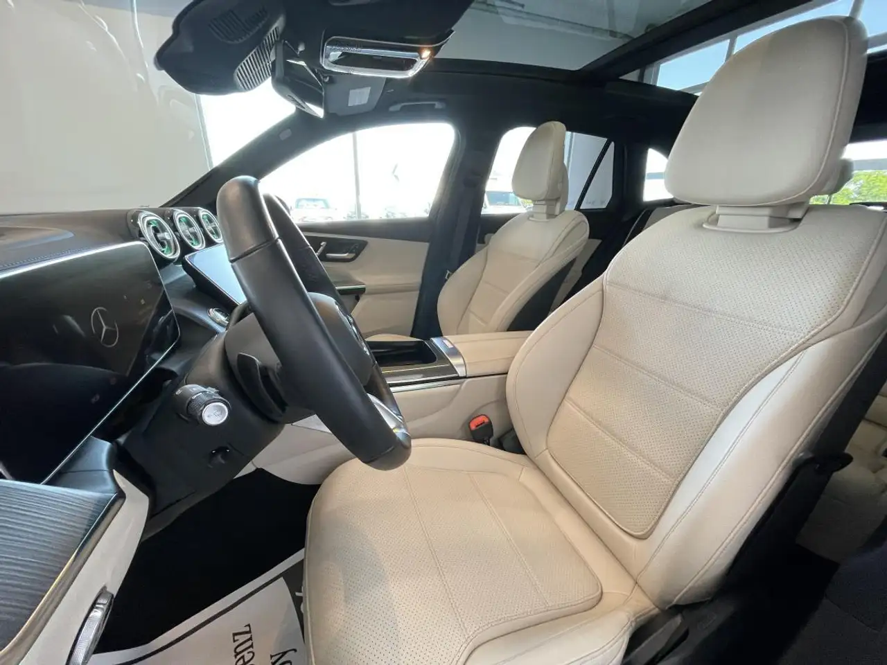 Mercedes-Benz GLC photo Mercedes-Benz GLC