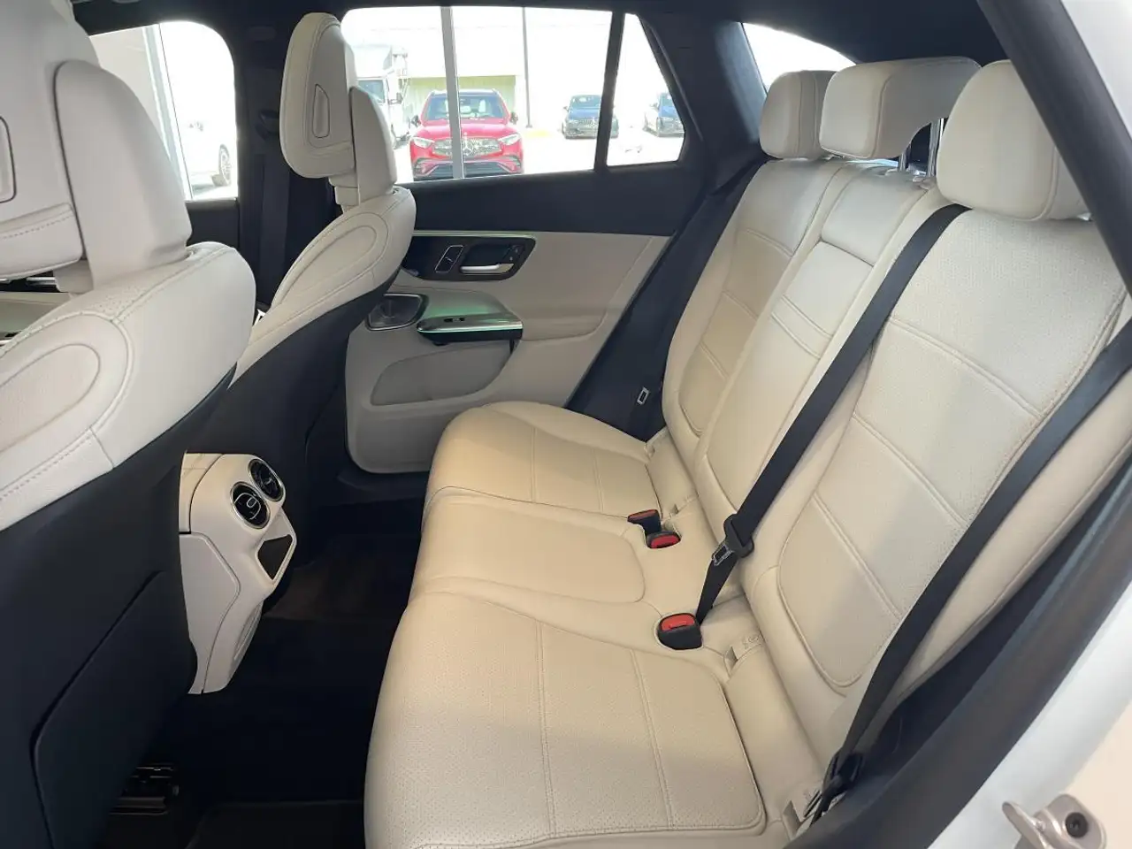 Mercedes-Benz GLC photo Mercedes-Benz GLC