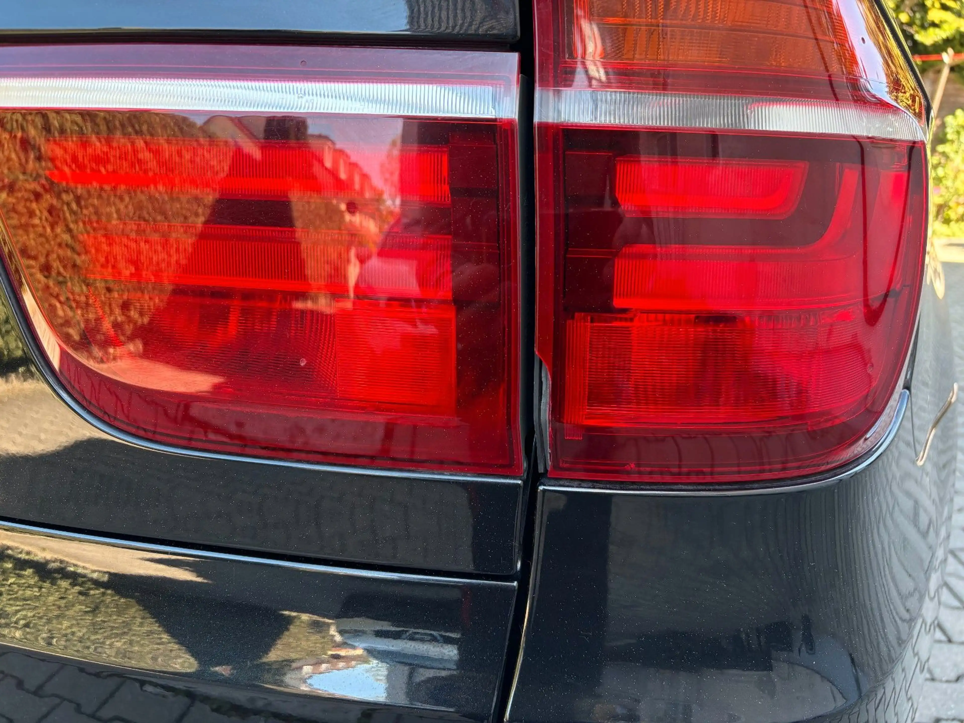 BMW X5 xDrive35i Edition Exclusive — photo 25