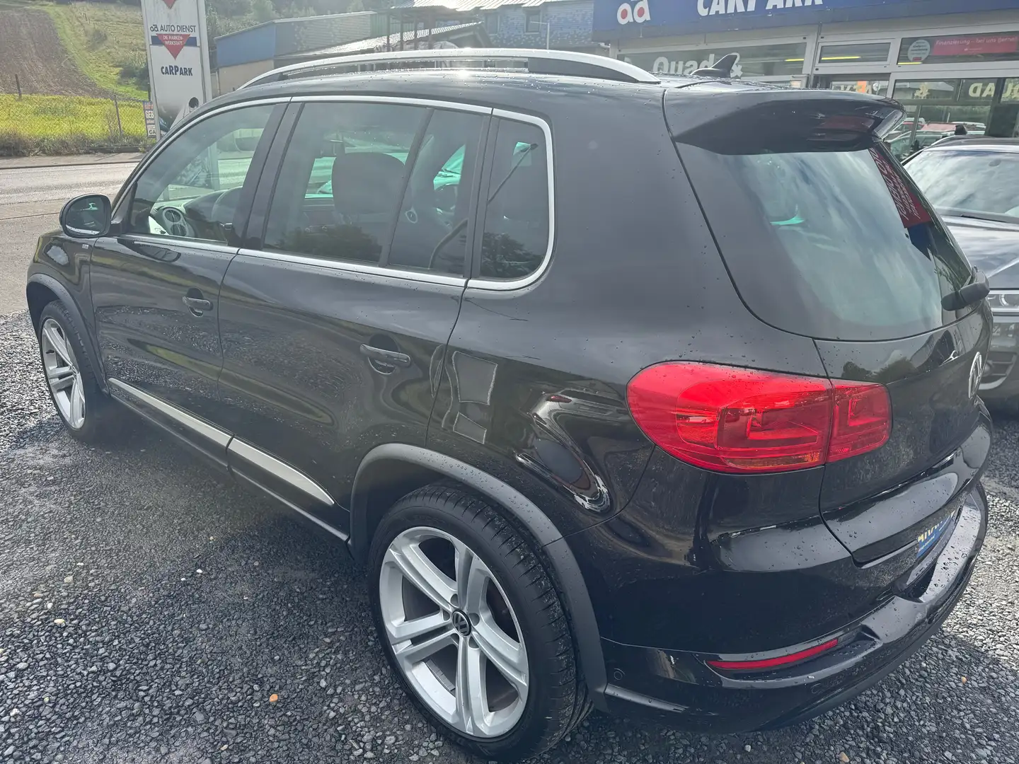 Volkswagen Tiguan 2.0 TSI Cup Sport & Style 4Motion Schwarz - 2