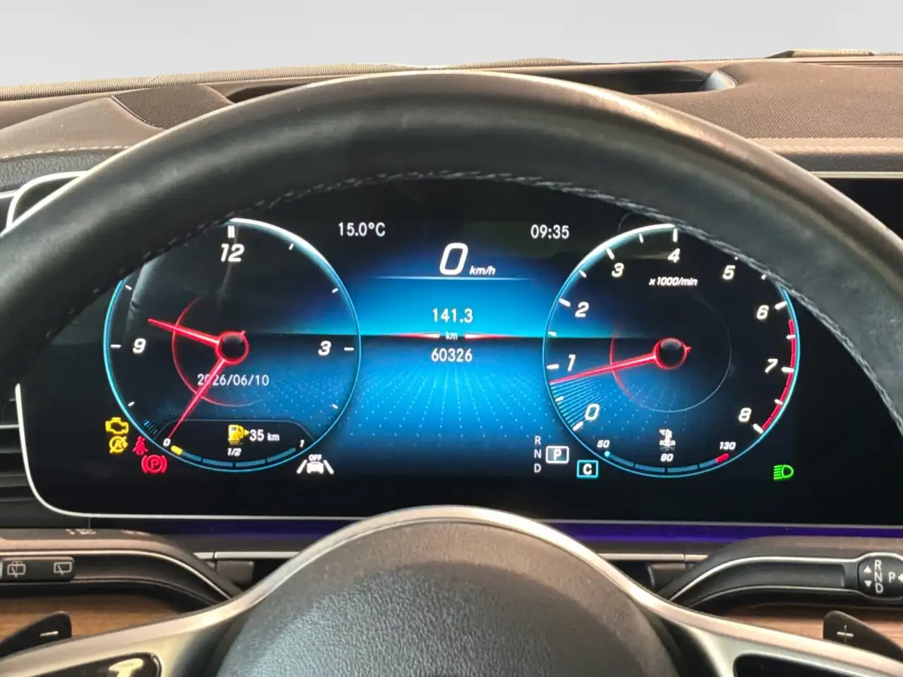 Mercedes-Benz GLE снимка Mercedes-Benz GLE