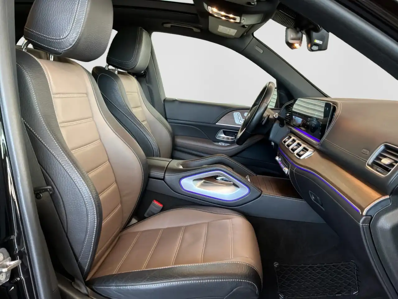 Mercedes-Benz GLE снимка Mercedes-Benz GLE