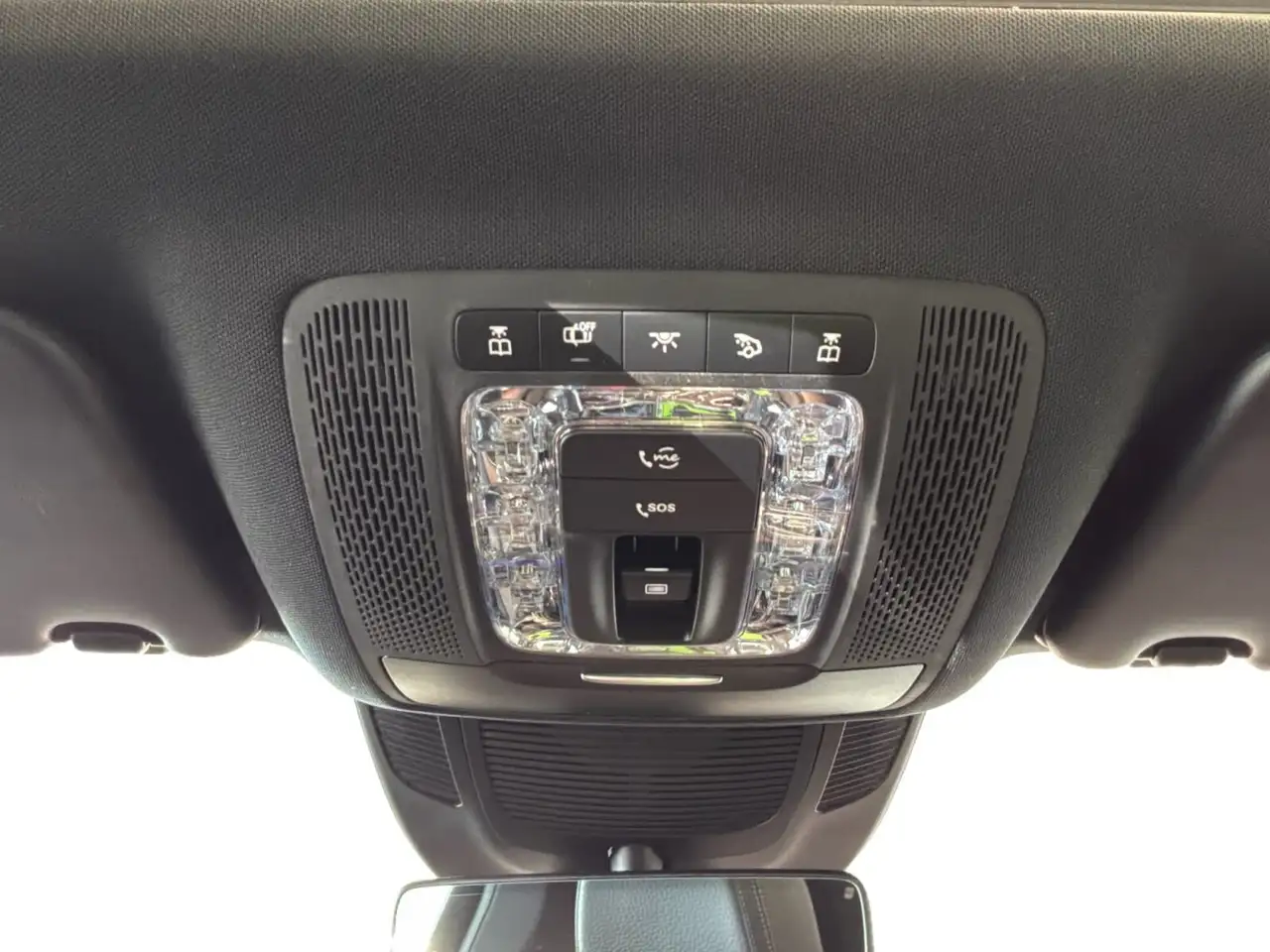 Mercedes-Benz GLE снимка Mercedes-Benz GLE