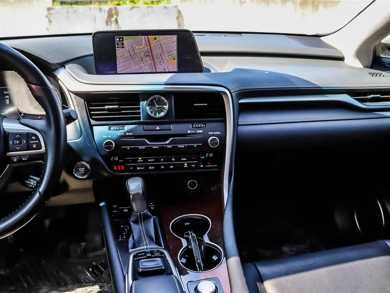 Lexus RX снимка Lexus RX