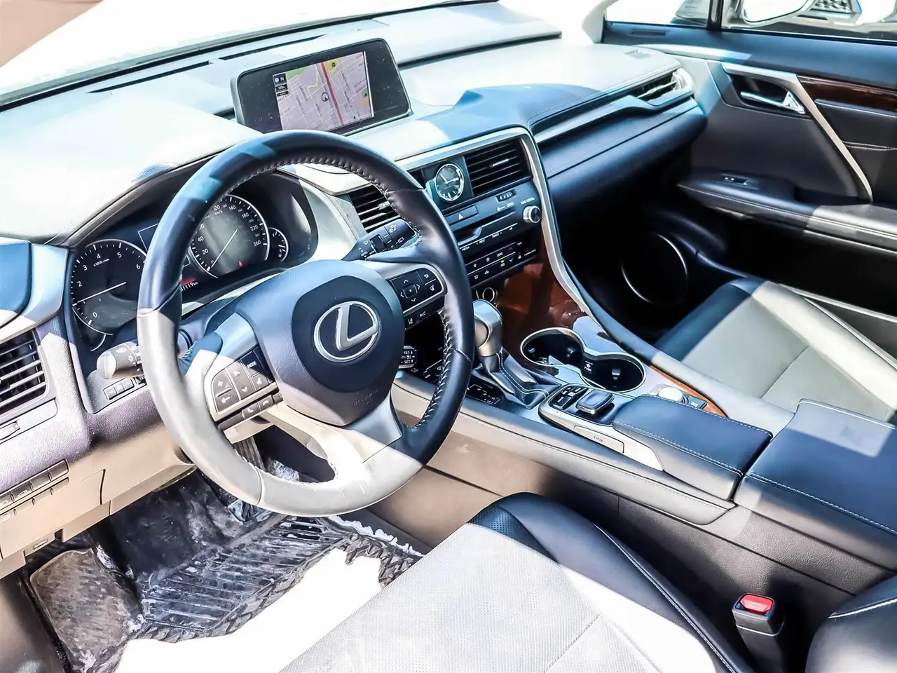 Lexus RX снимка Lexus RX