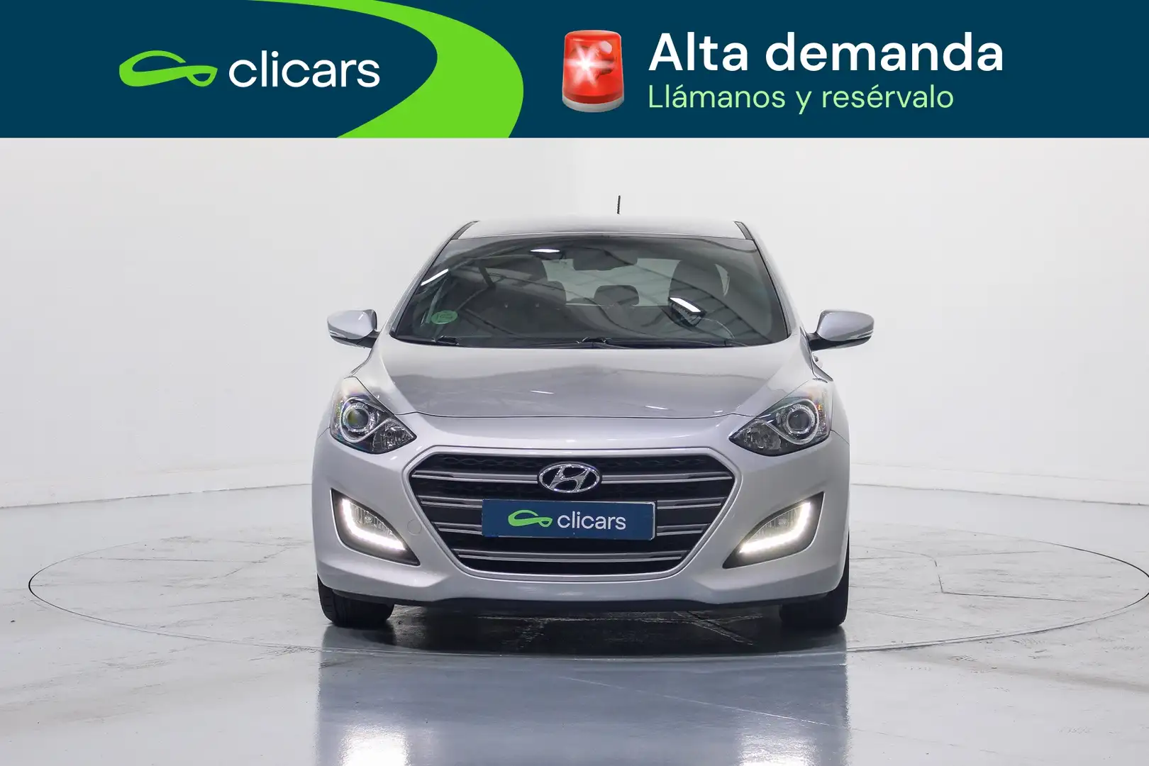 Hyundai i30 1.4 MPI BD Go 100 Gris - 2