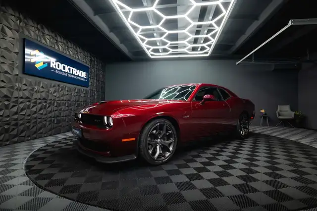 Dodge Challenger 5.7 V8 R/T SRT Style *LED*TÜV NEU*
