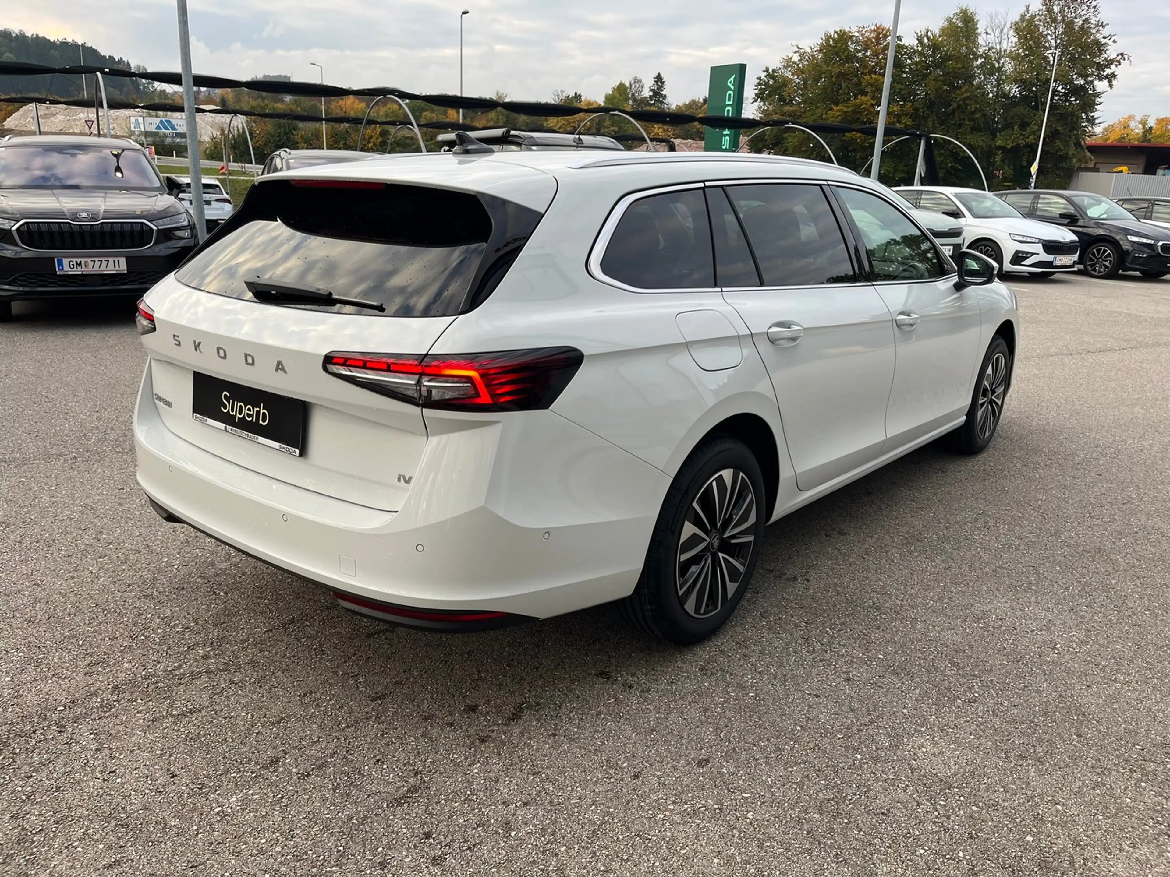 Skoda Superb Selection iV TSI DSG — photo 4