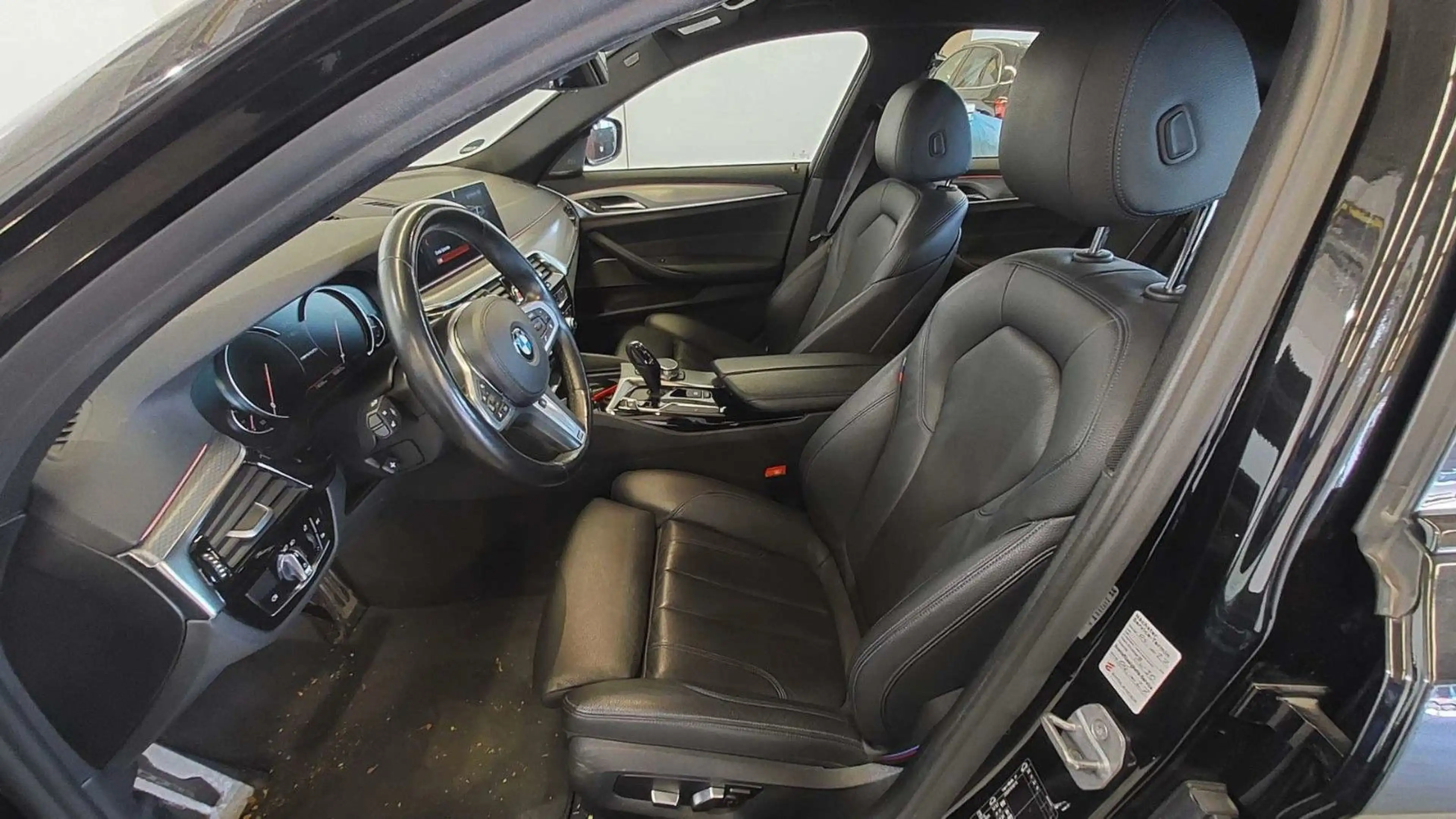 BMW 550 — photo 14