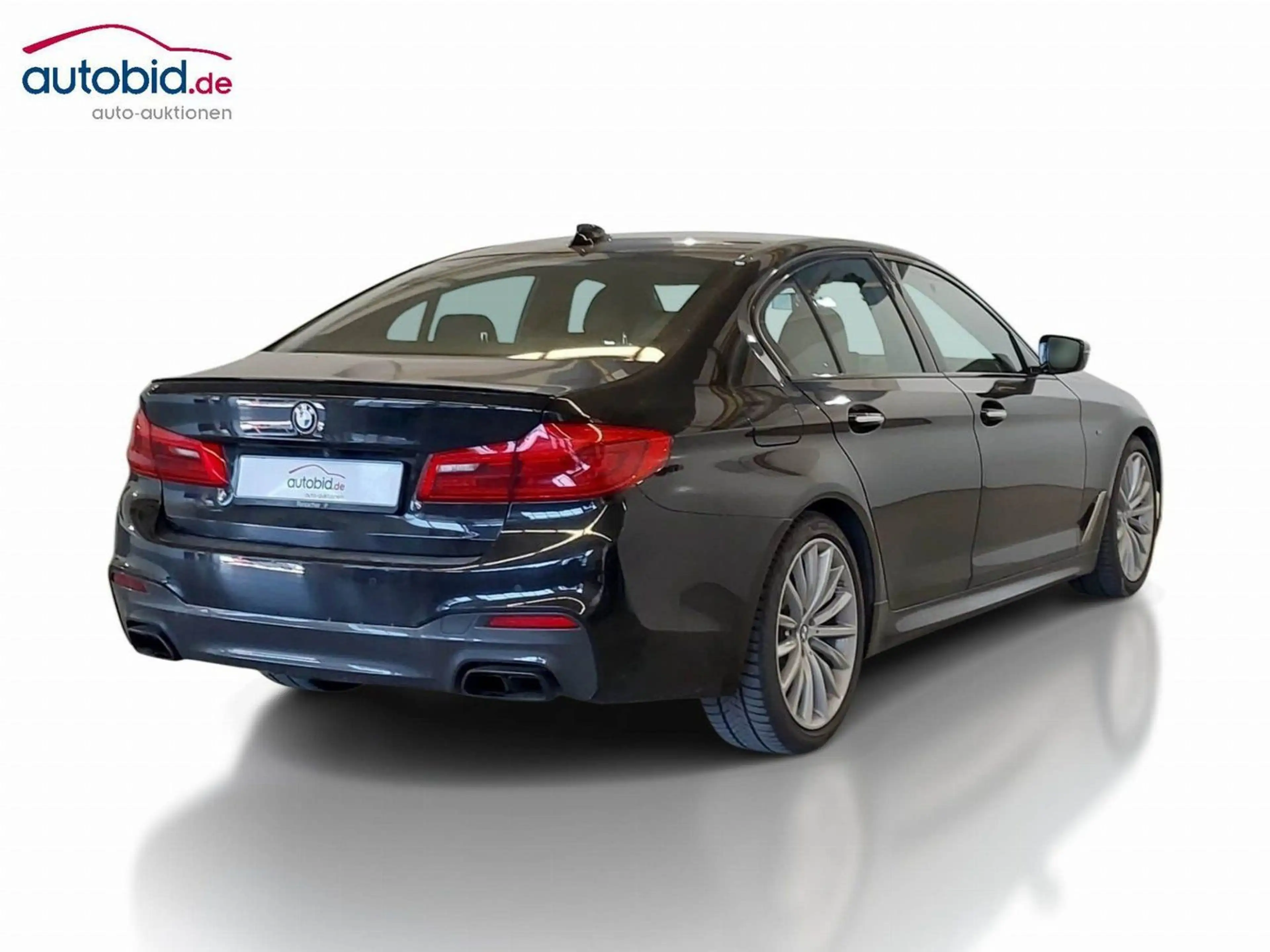 BMW 550 — photo 8