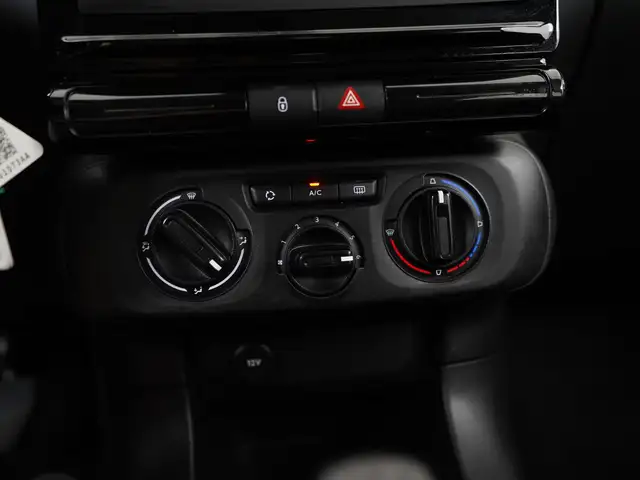 Citroen C3 view 11