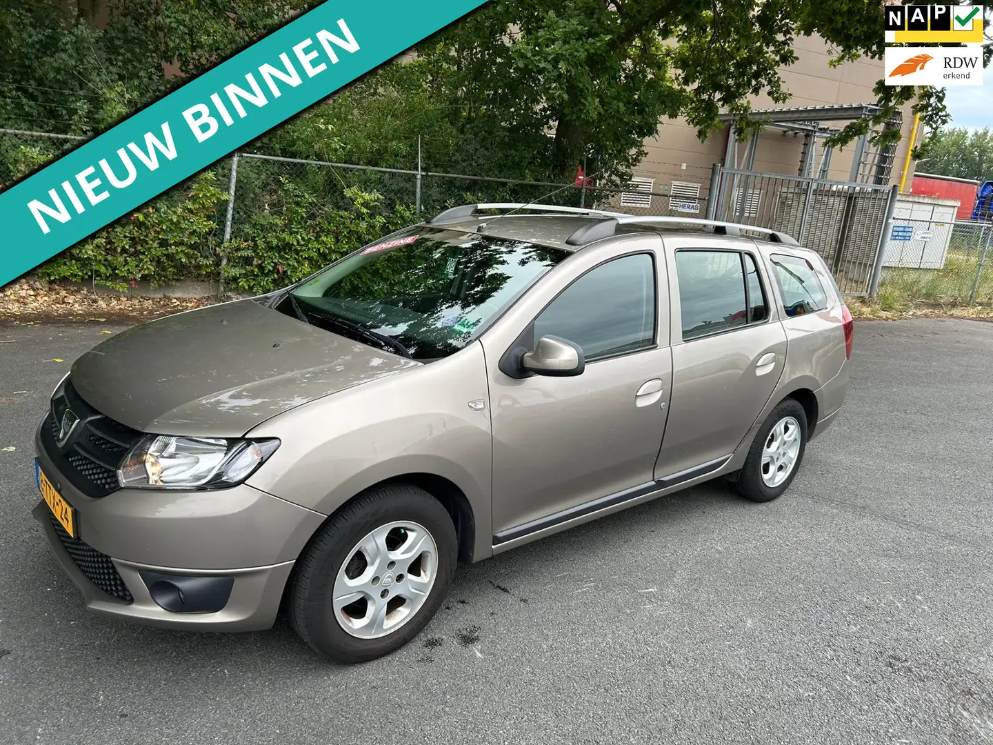 Dacia Logan MCV 0.9 TCe Prestige NETTE AUTO RIJDT EN SCHAKELT Brun - 1