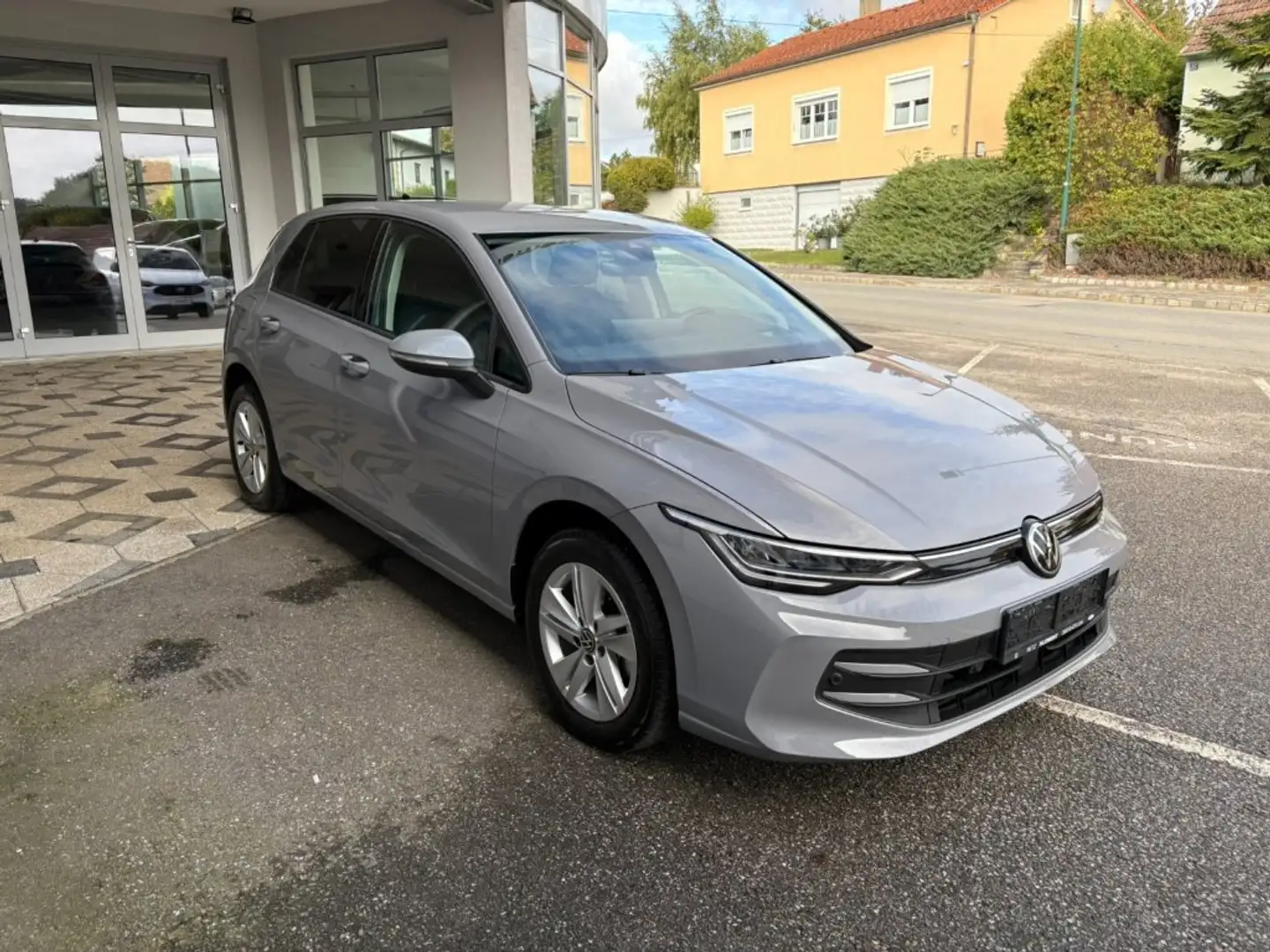 Volkswagen Golf Life 2.0 TDI Grau - 2