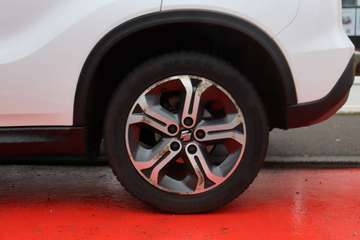 1.6 DDIS 120 Pack BVM (Sièges chauffants, Caméra