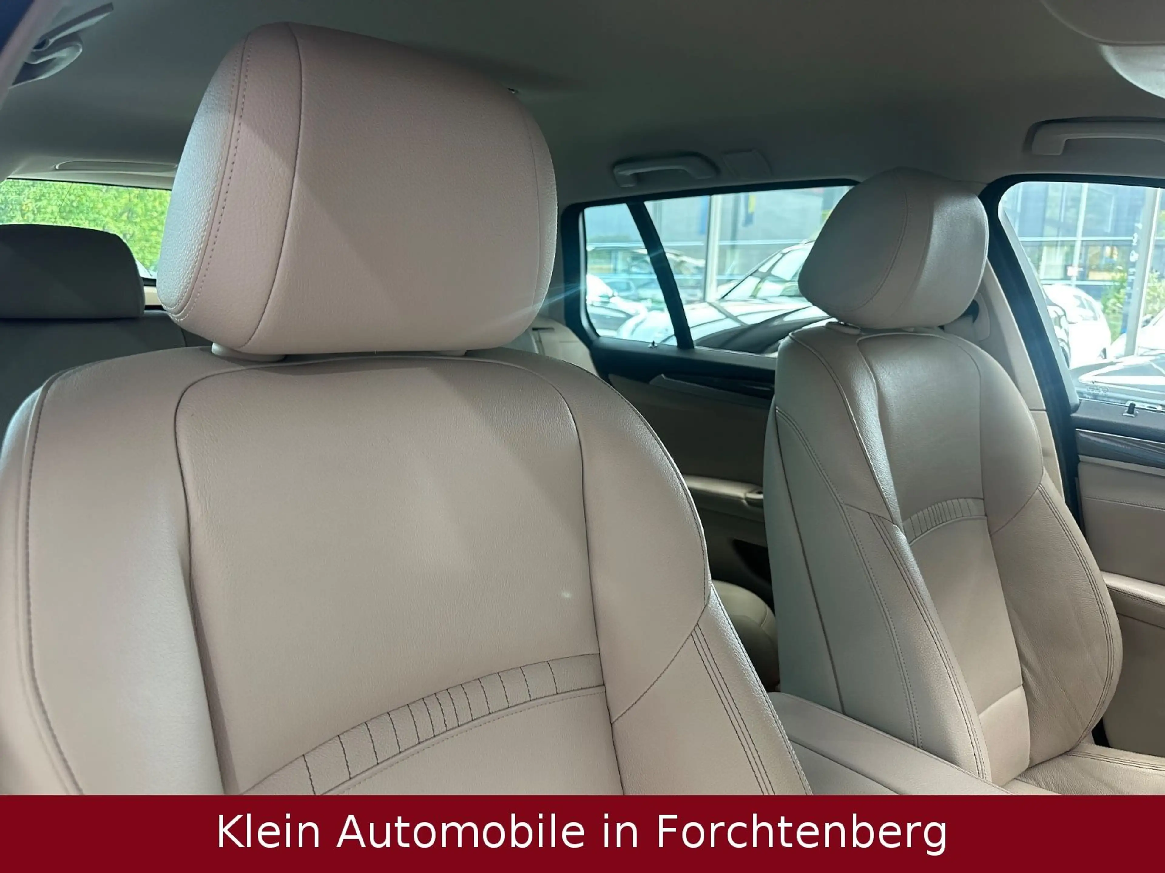 BMW 528 i Touring Modern Line LederNavProfXenon19"2HD — photo 9