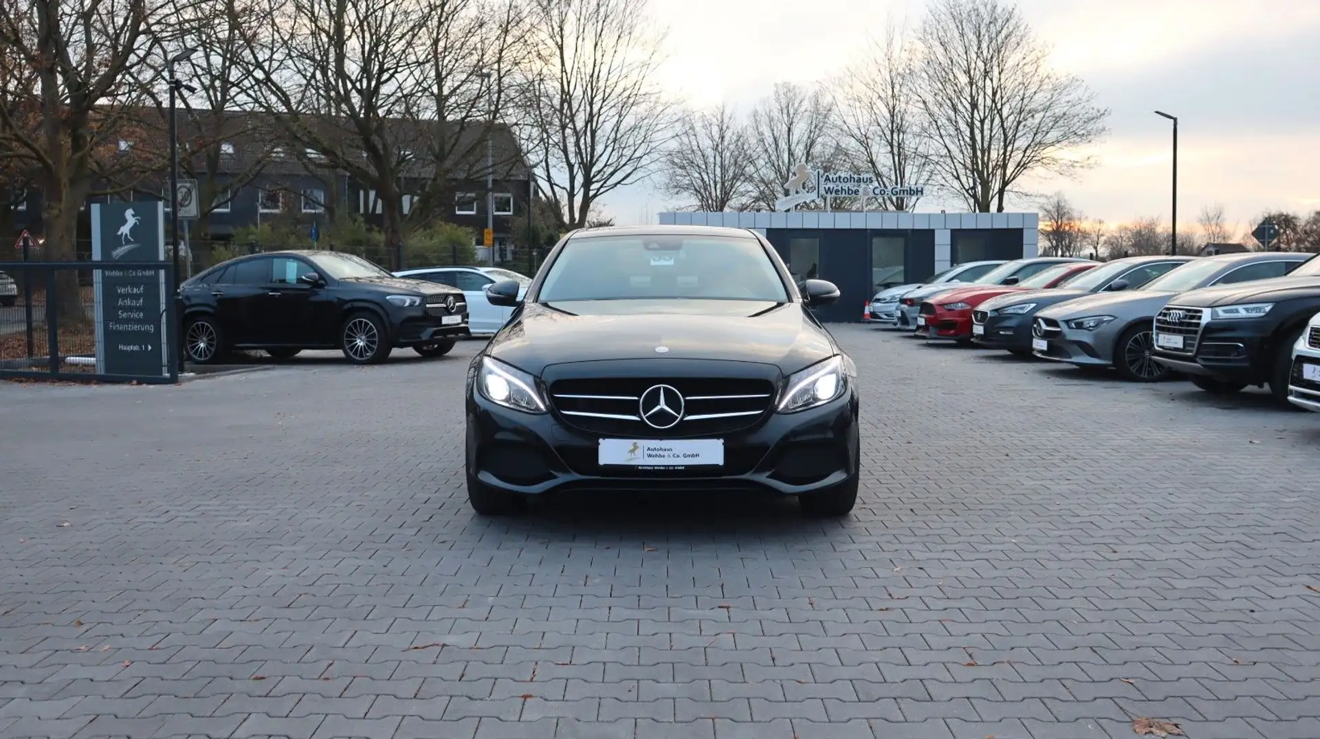 Mercedes-Benz C 250 C250d 4Matic Aut Avantgarde LED R.Cam Navi Night Negru - 2