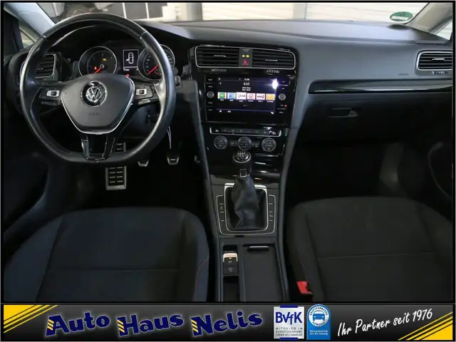 Volkswagen Golf view 10