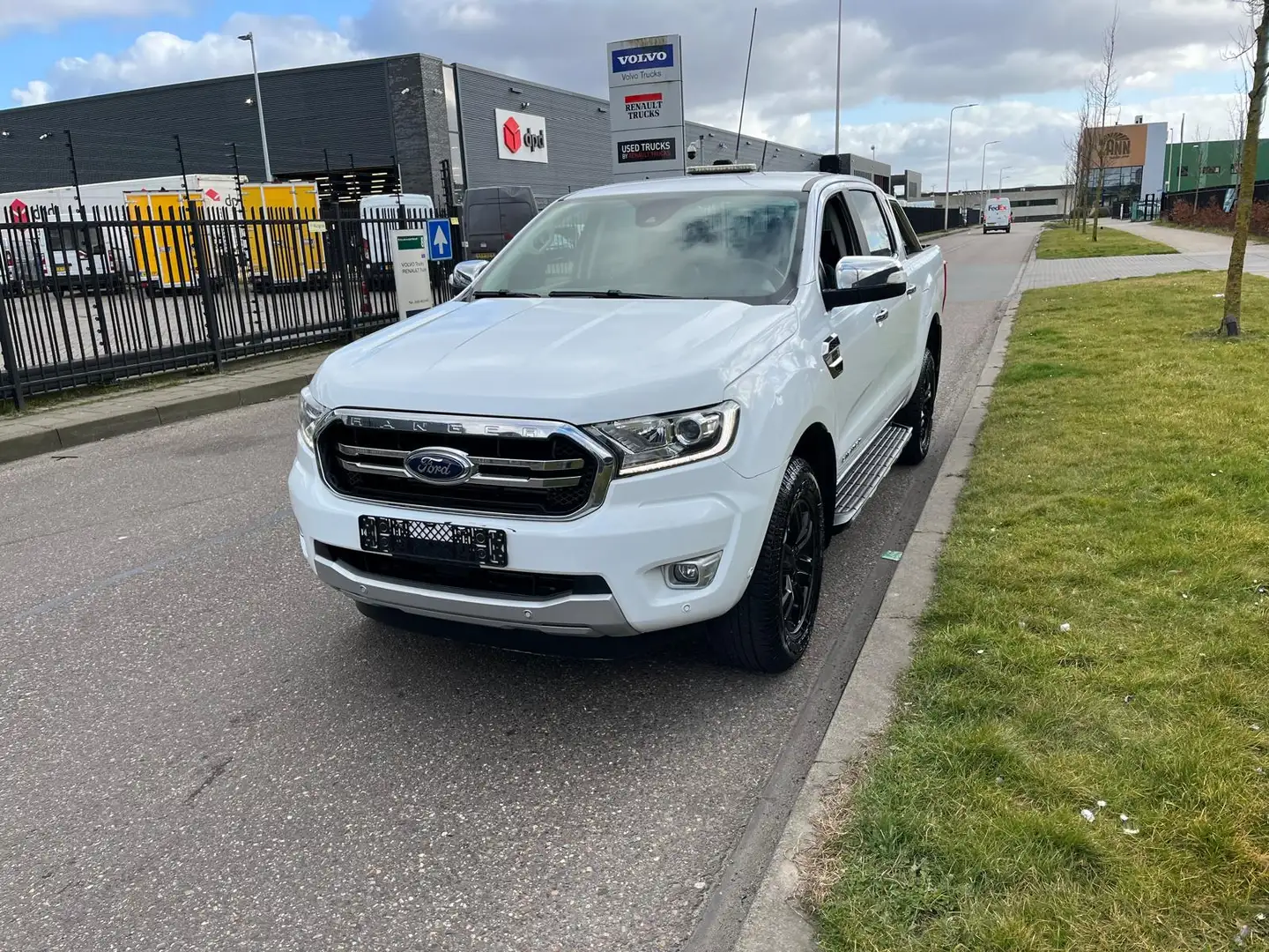 Ford Ranger Limited Double Cabin, EXPORT ONLY, INCL COC, 170pk Wit - 2