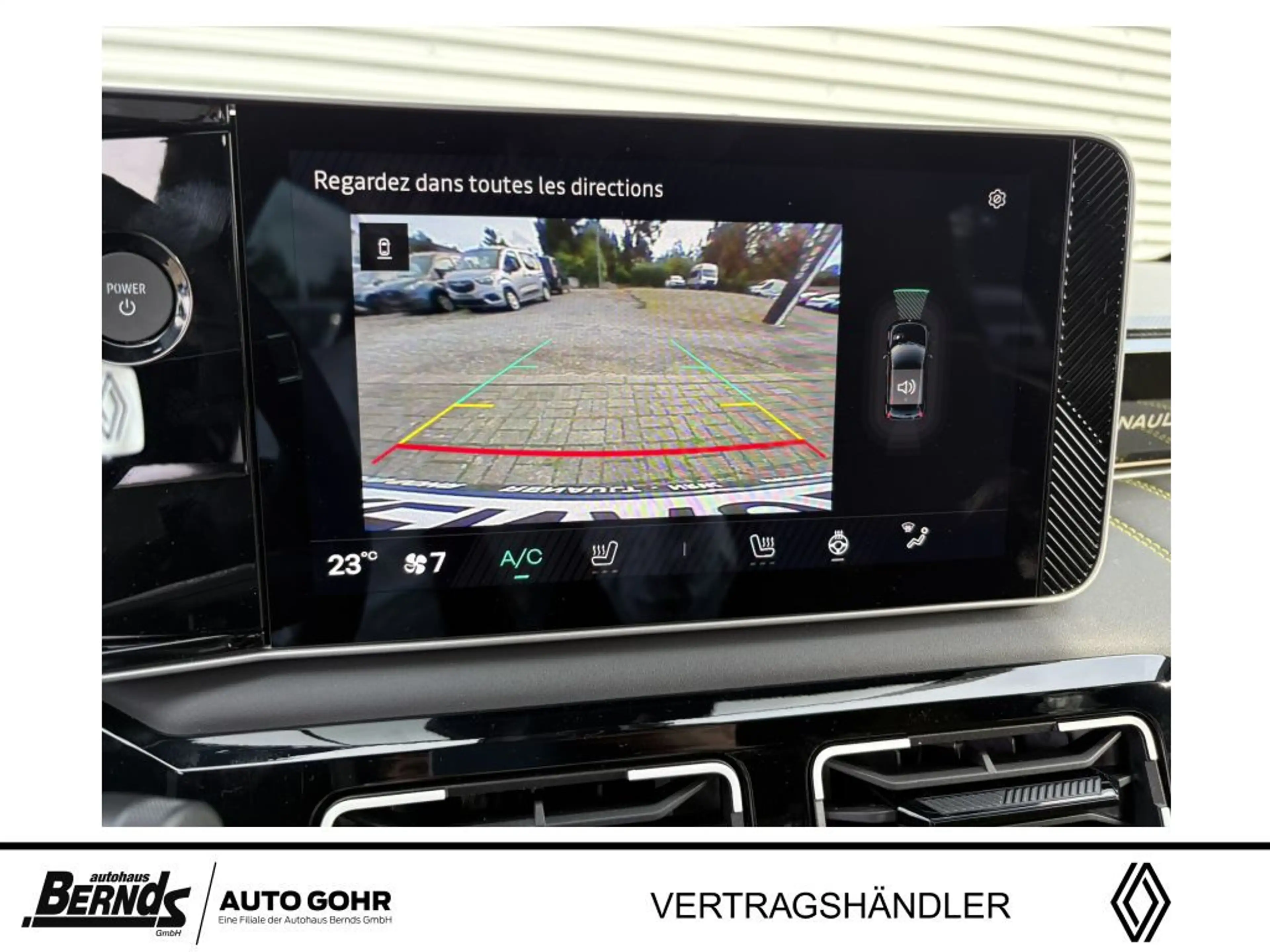 Renault R 5 E-Tech Iconic Five 150 Comfort Range — photo 12
