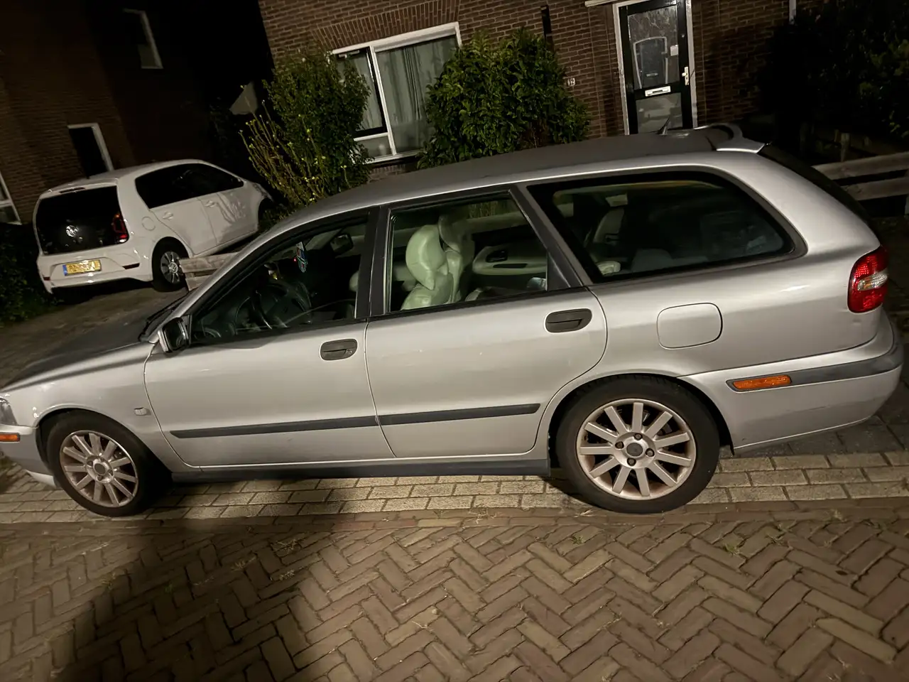 Volvo V40 1.8 Dynamic, foto 2