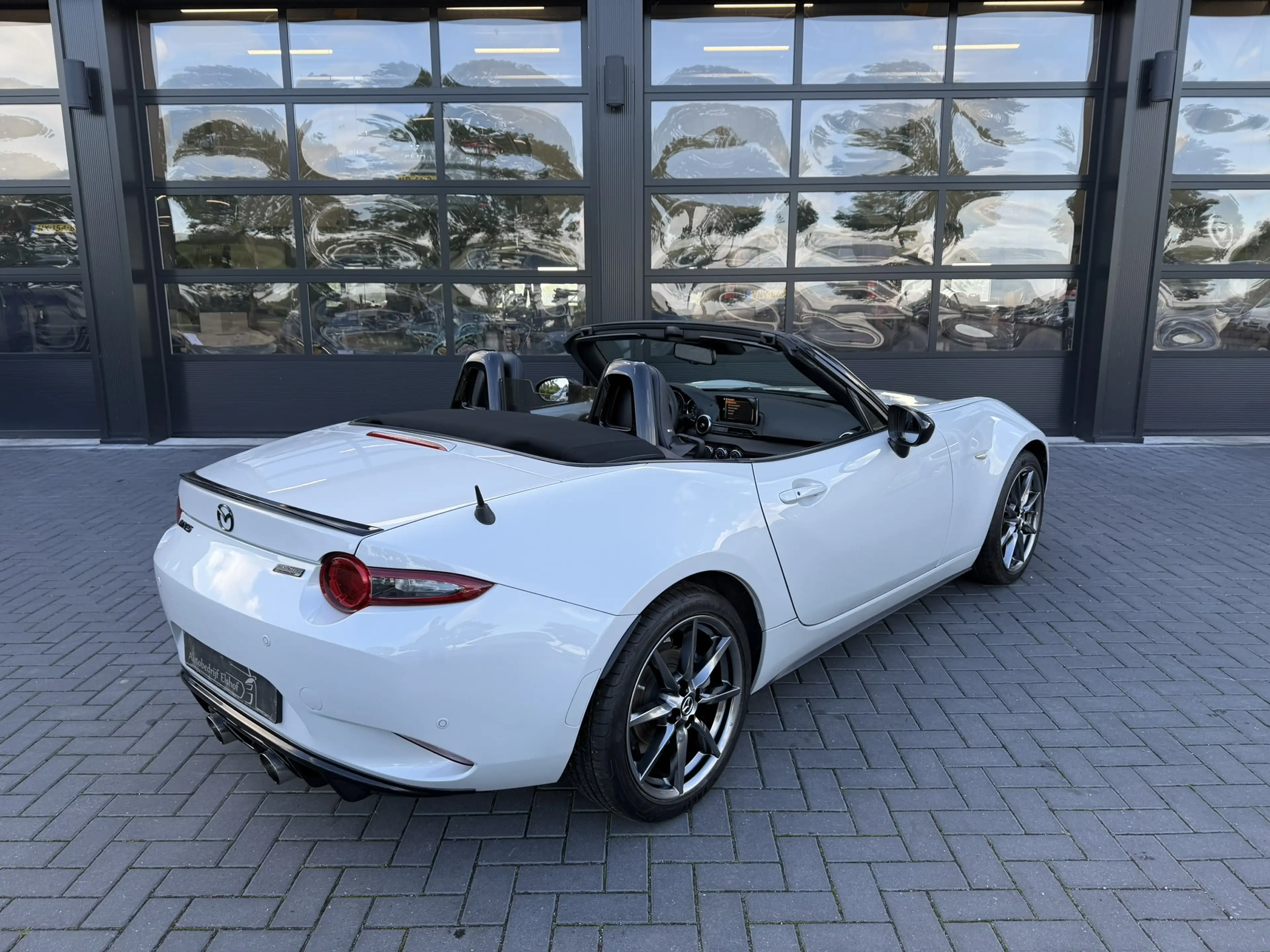 Mazda MX-5 1.5 SkyActiv-g Carplay / Bose — photo 2
