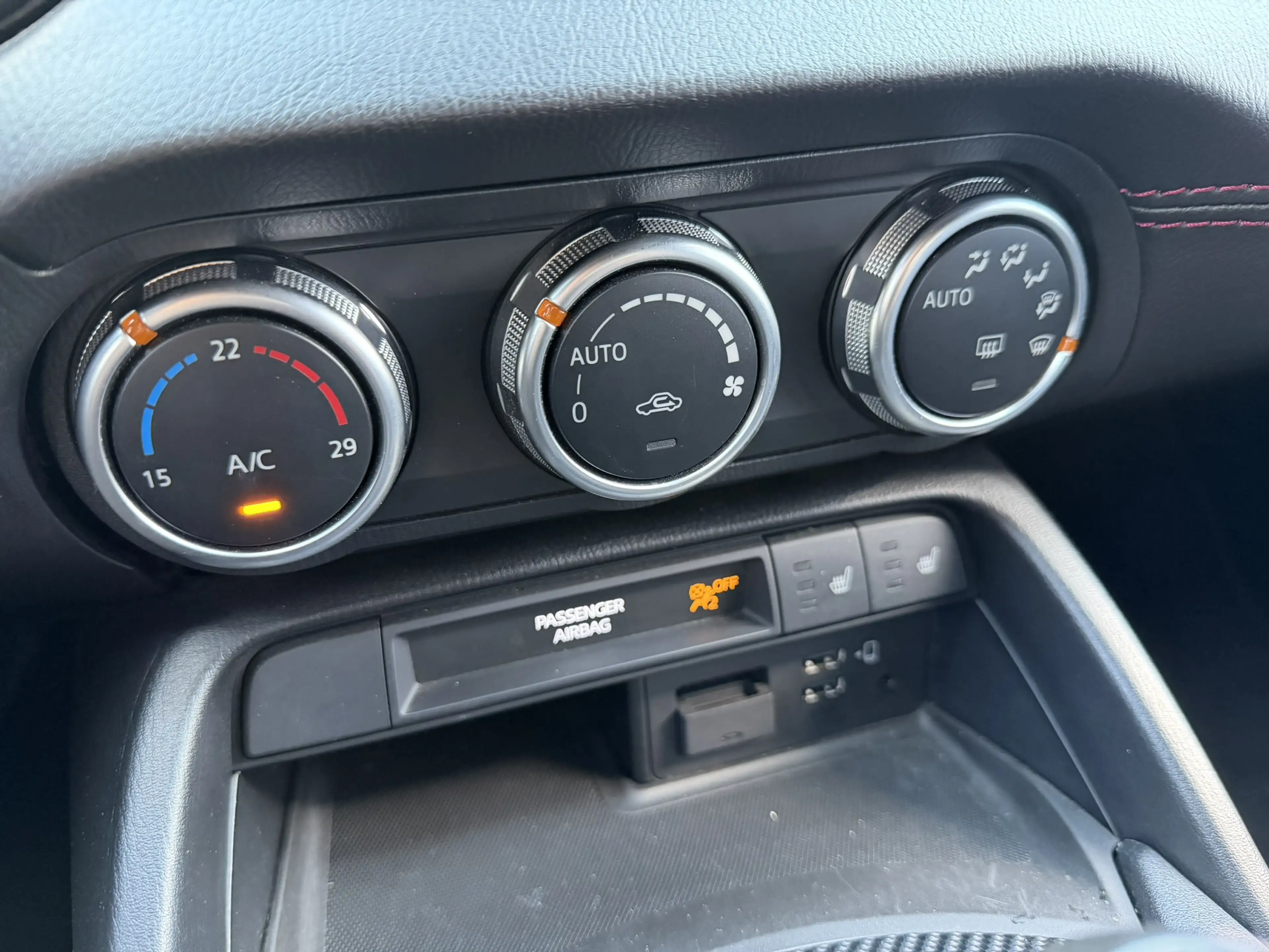 Mazda MX-5 1.5 SkyActiv-g Carplay / Bose — photo 9