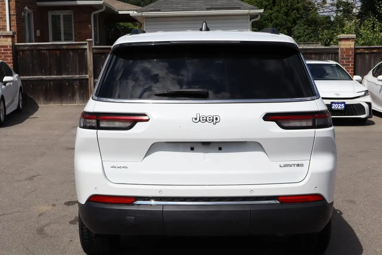 Jeep Grand Cherokee photo Jeep Grand Cherokee