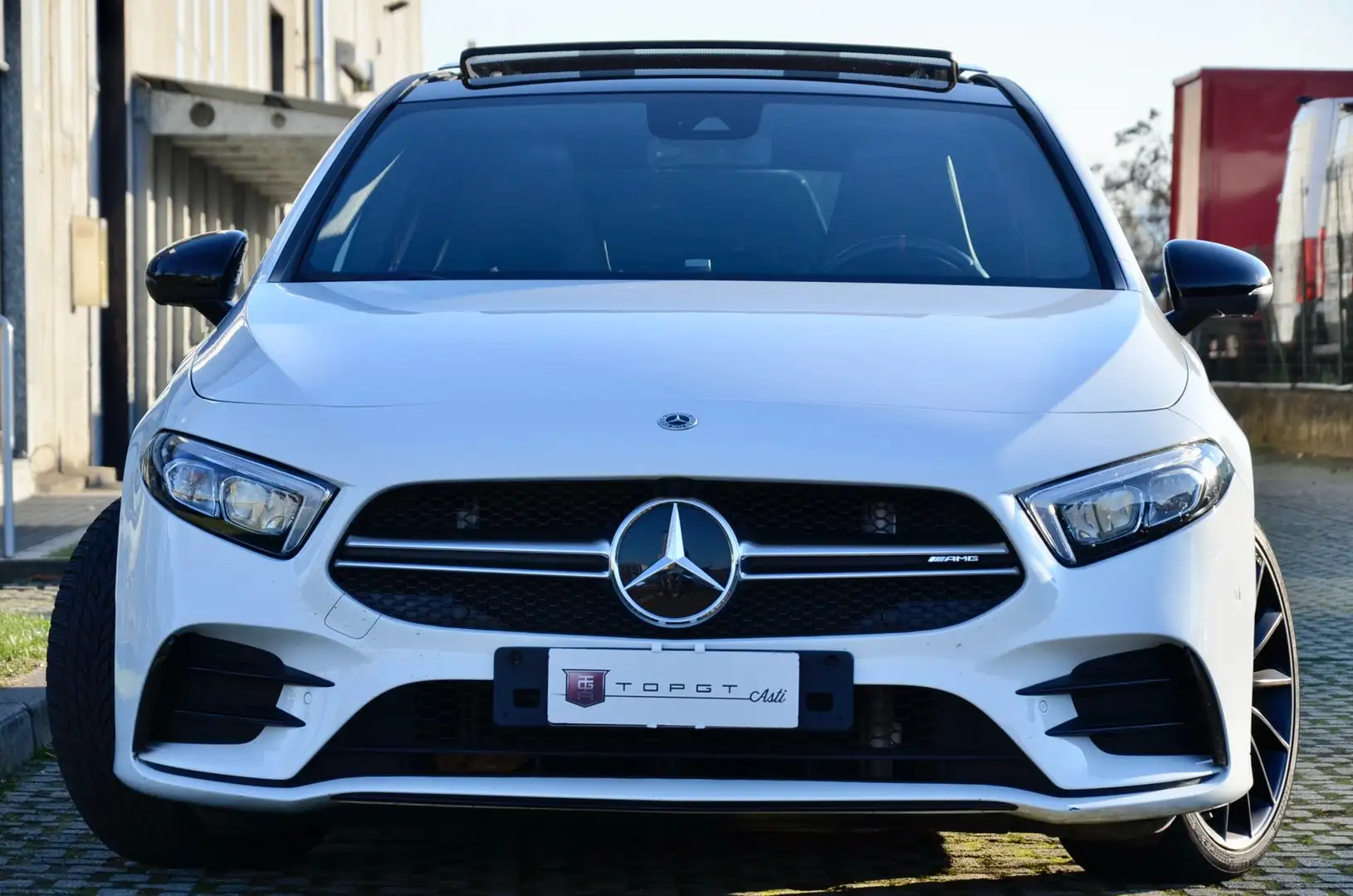 Mercedes-Benz A 35 AMG A 35 AMG 4matic 306cv auto TETTO UNICOPROPRIETARIO Bianco - 2
