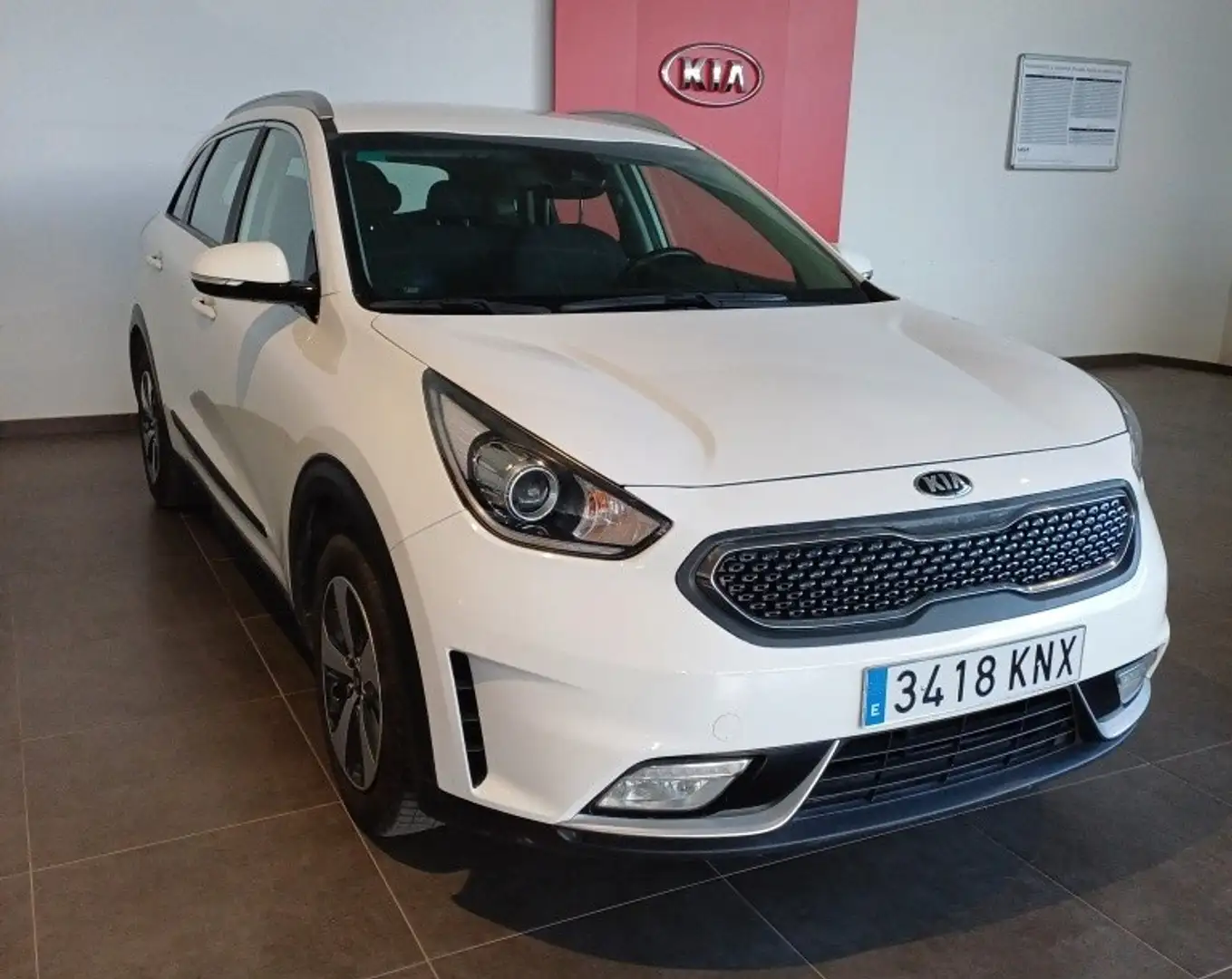 Kia Niro 1.6 HEV Drive Blanco - 1