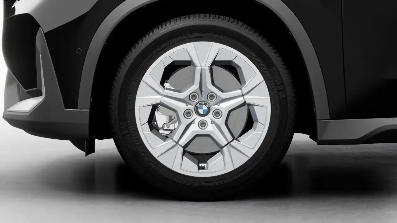 BMW X1 снимка BMW X1