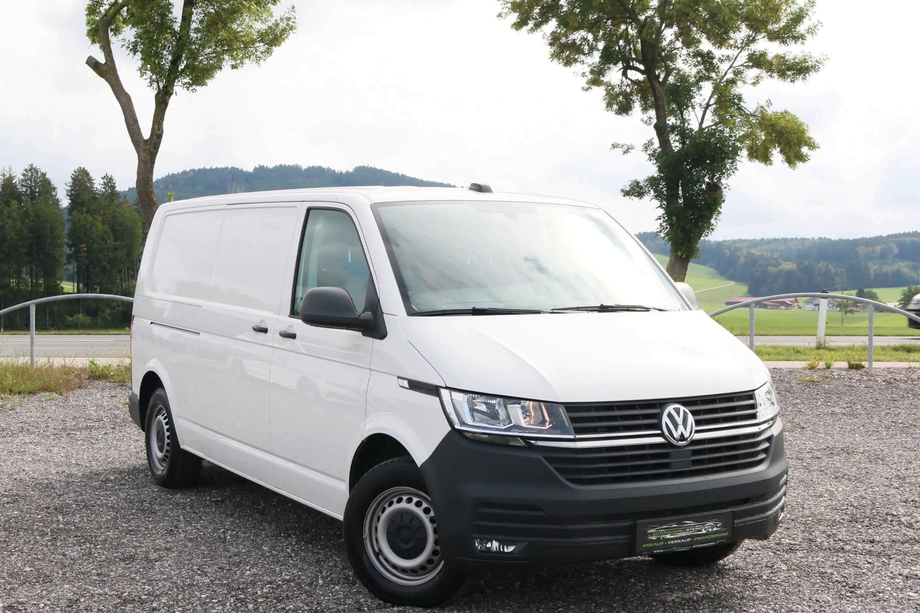 Volkswagen T6.1 Transporter Lang*Standheizung*Kamera*Frontscheibe heizbar*Regalsystem