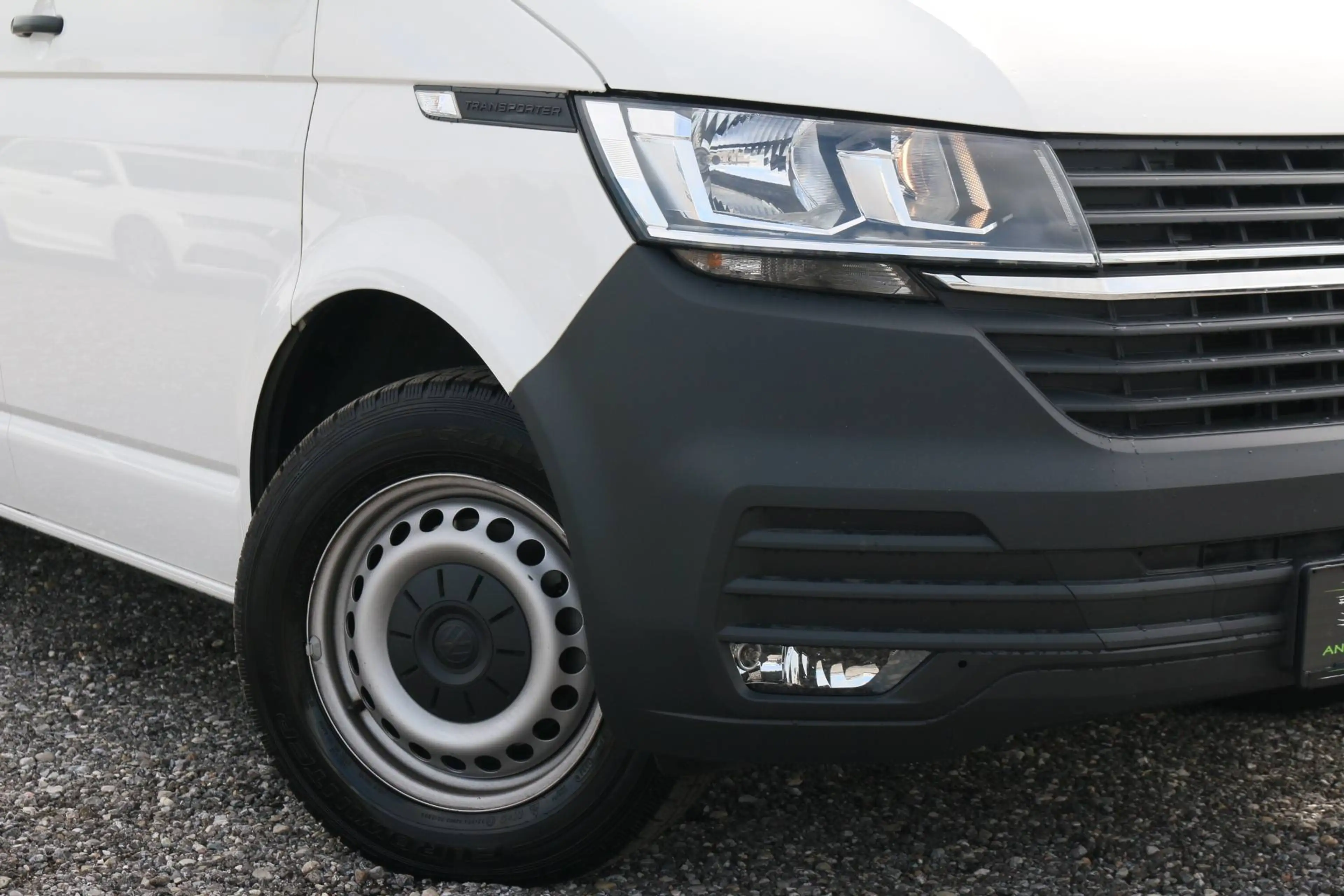 Volkswagen T6.1 Transporter Lang*Standheizung*Kamera*Frontscheibe heizbar*Regalsystem — photo 4