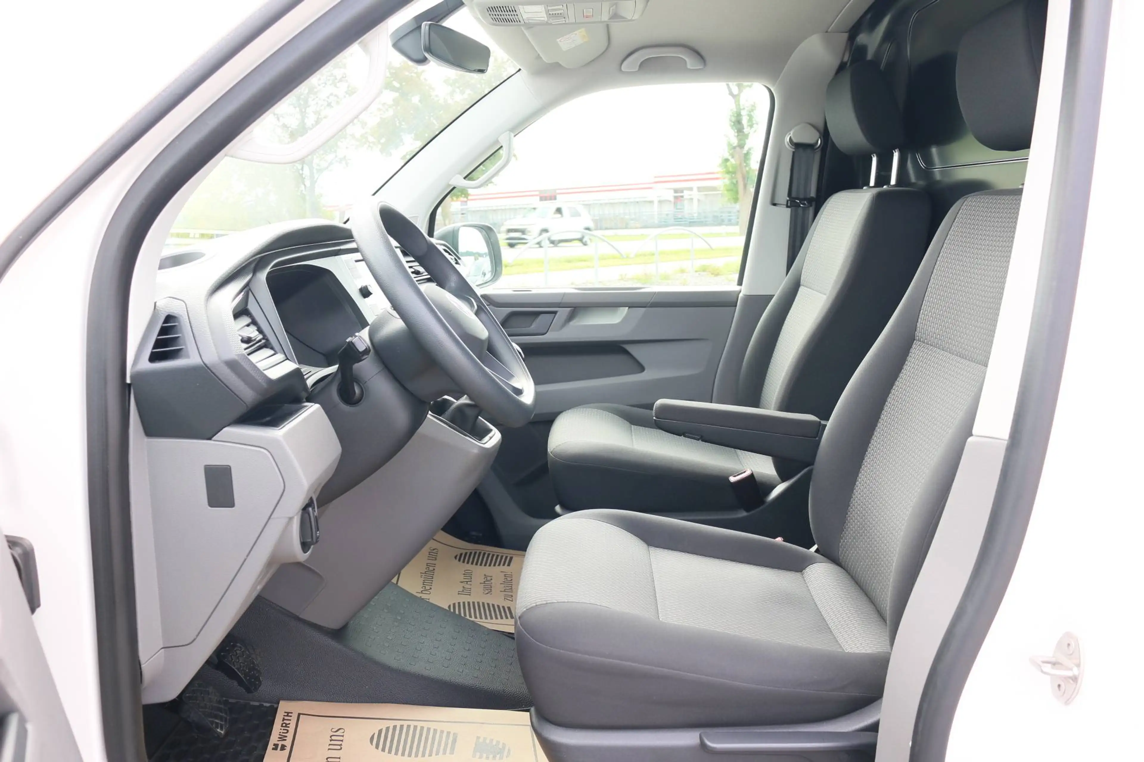 Volkswagen T6.1 Transporter Lang*Standheizung*Kamera*Frontscheibe heizbar*Regalsystem — photo 14
