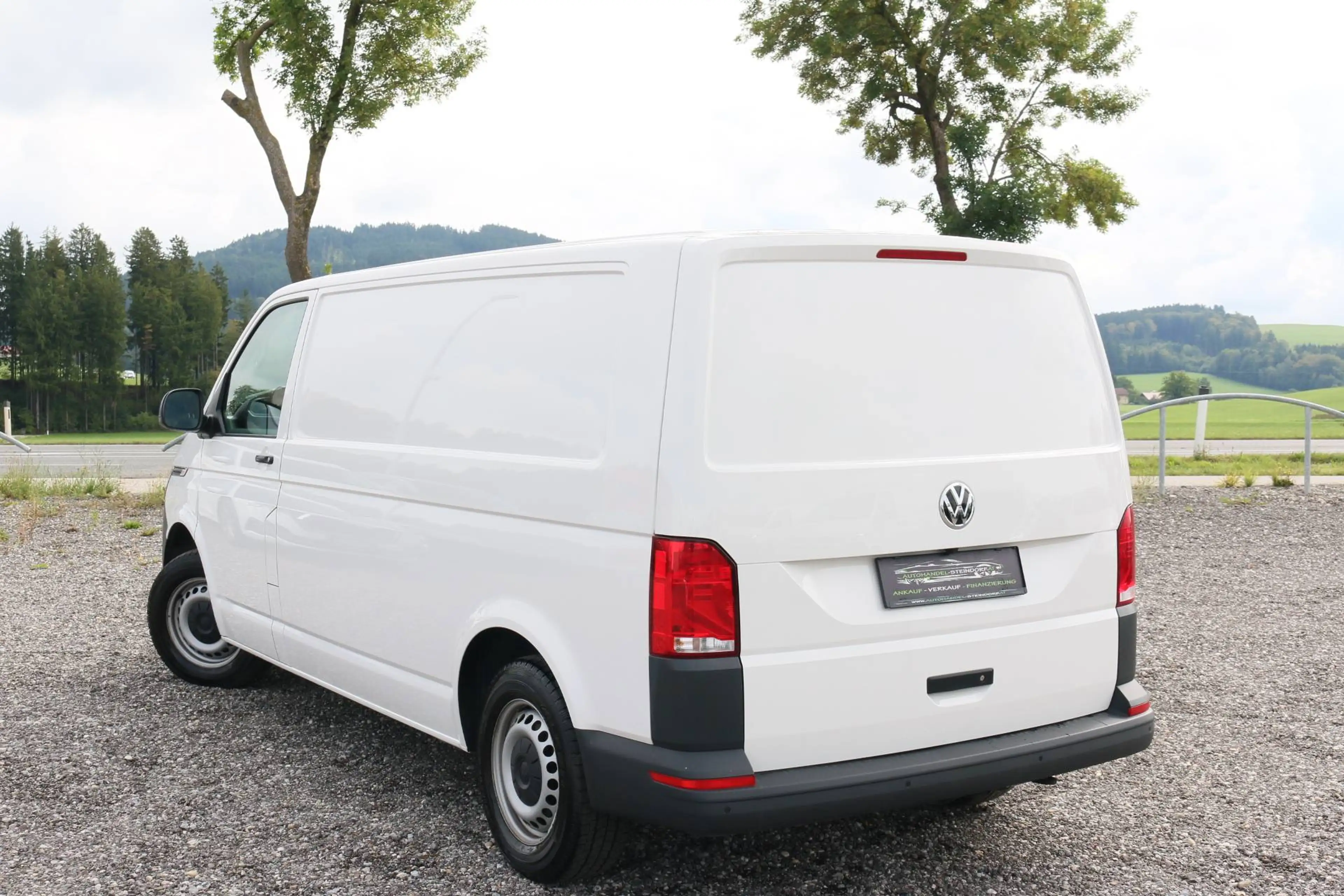 Volkswagen T6.1 Transporter Lang*Standheizung*Kamera*Frontscheibe heizbar*Regalsystem — photo 2