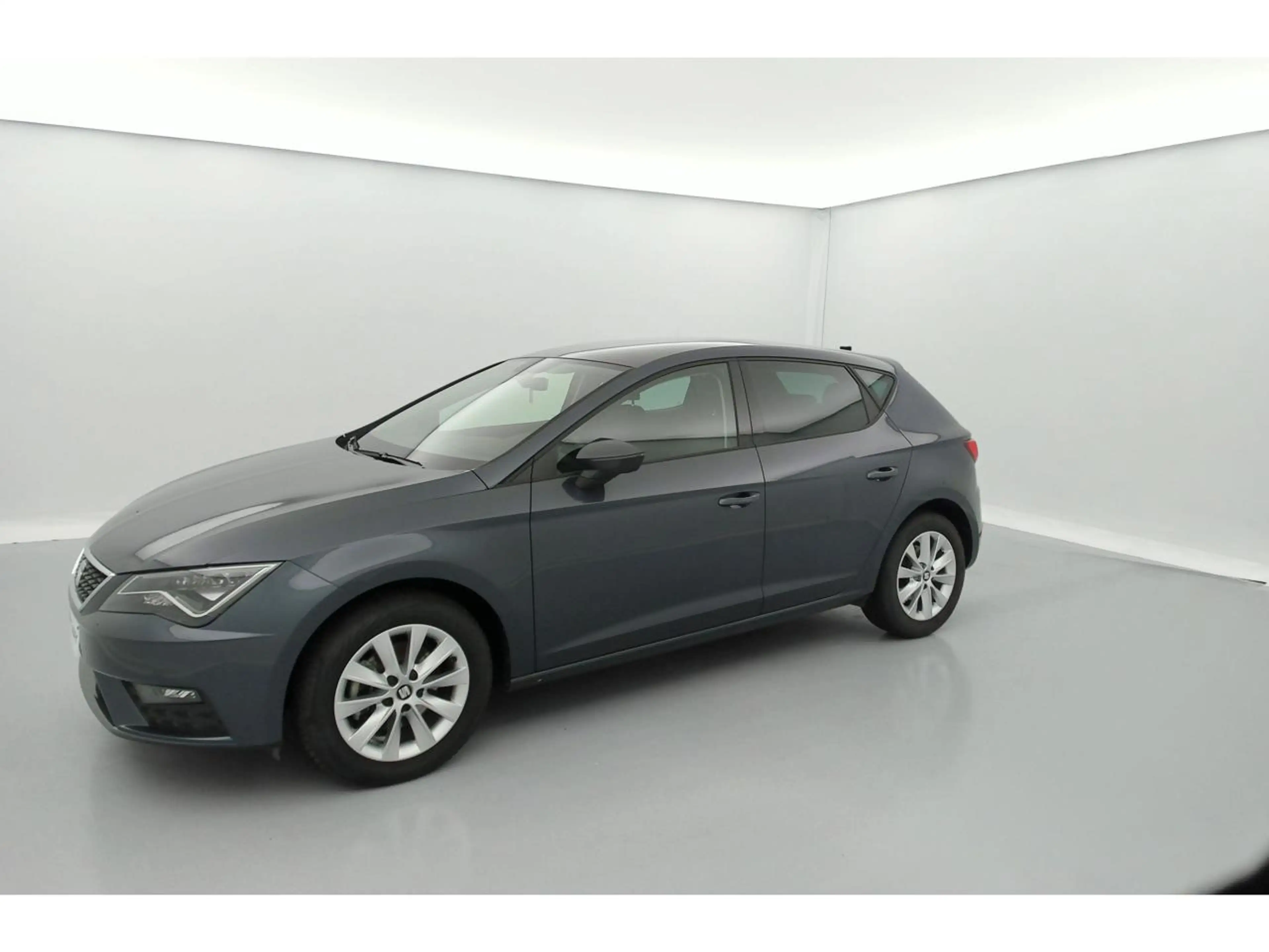SEAT Leon Move Ultimate 1.6 TDI 115PS (85kW) — photo 9