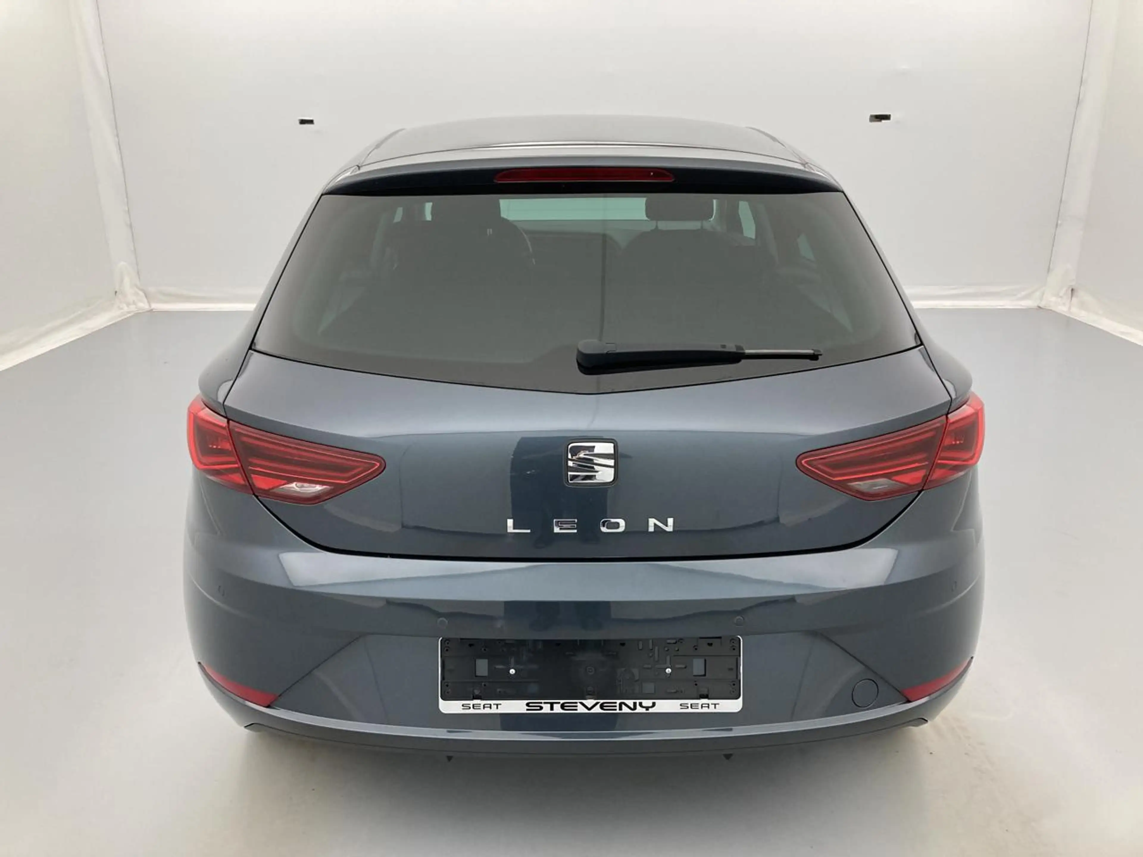 SEAT Leon Move Ultimate 1.6 TDI 115PS (85kW) — photo 13