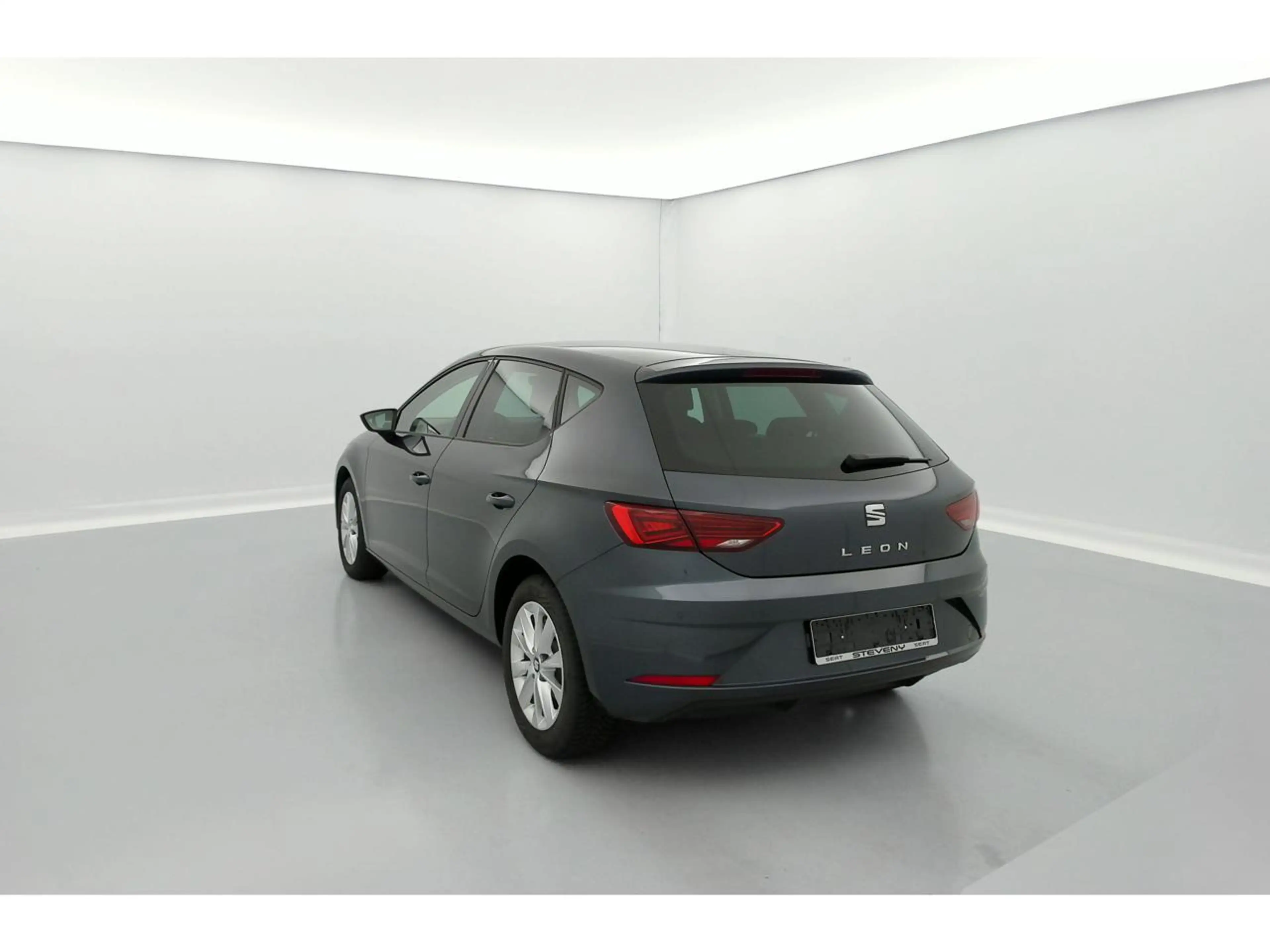 SEAT Leon Move Ultimate 1.6 TDI 115PS (85kW) — photo 5