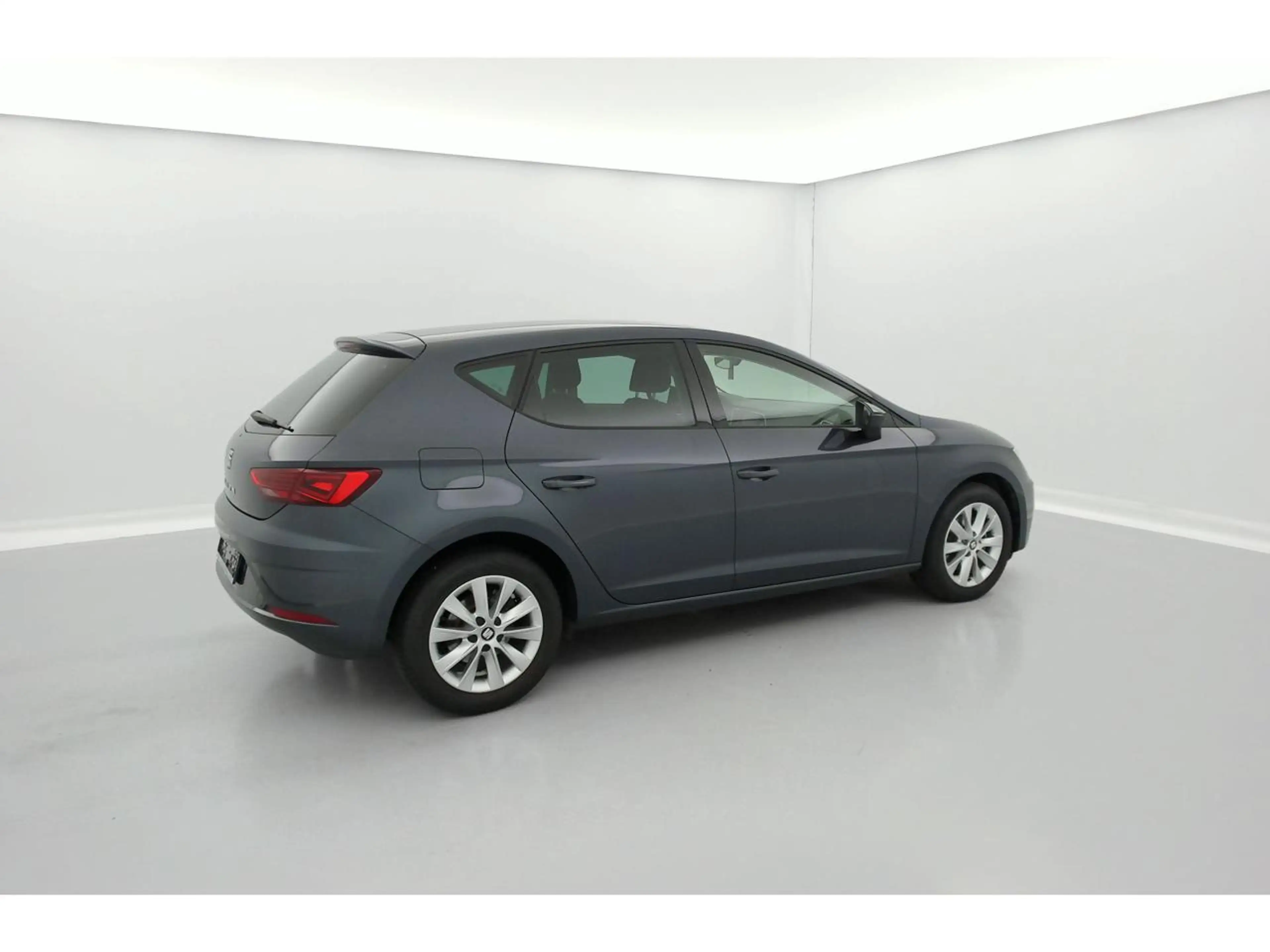 SEAT Leon Move Ultimate 1.6 TDI 115PS (85kW) — photo 7