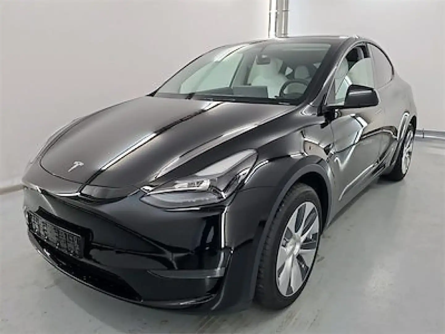 Tesla Model Y Performance 4WD IN ARRIVO Fekete - 1