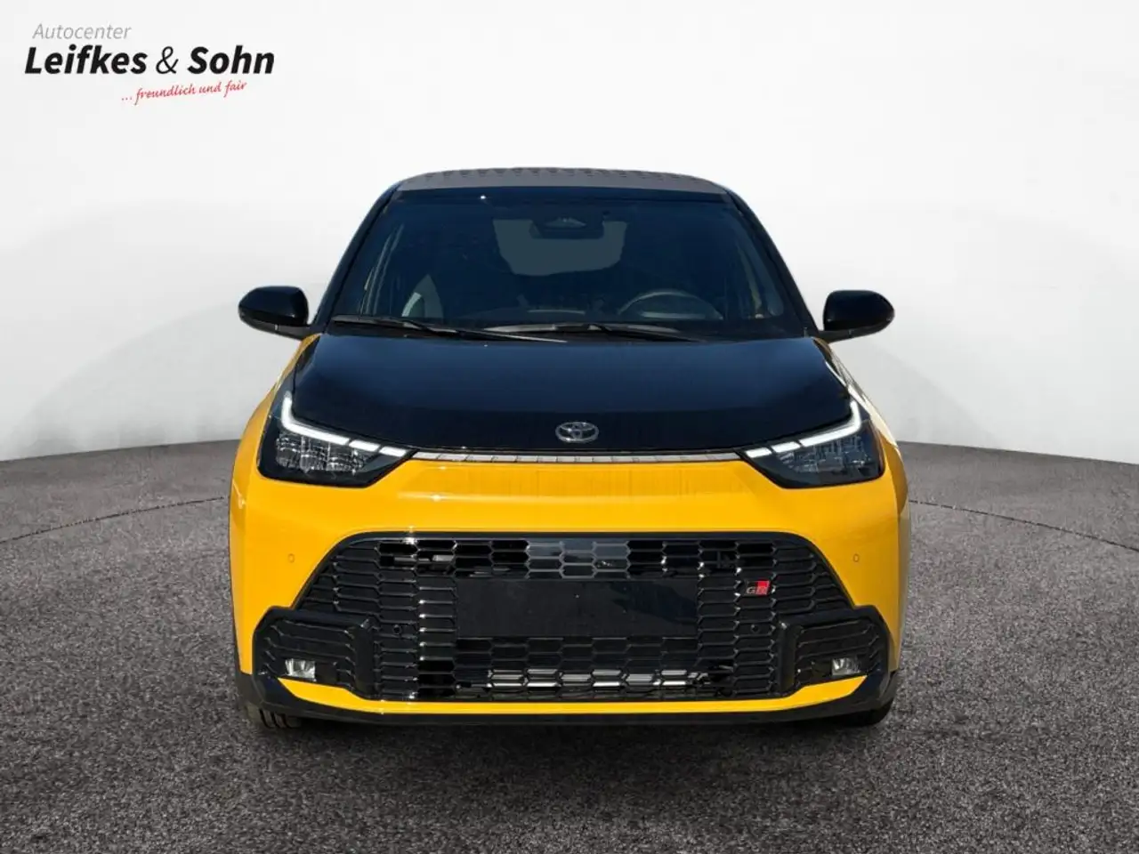 Toyota Aygo X 1,5 Hybrid GR SPORT 8