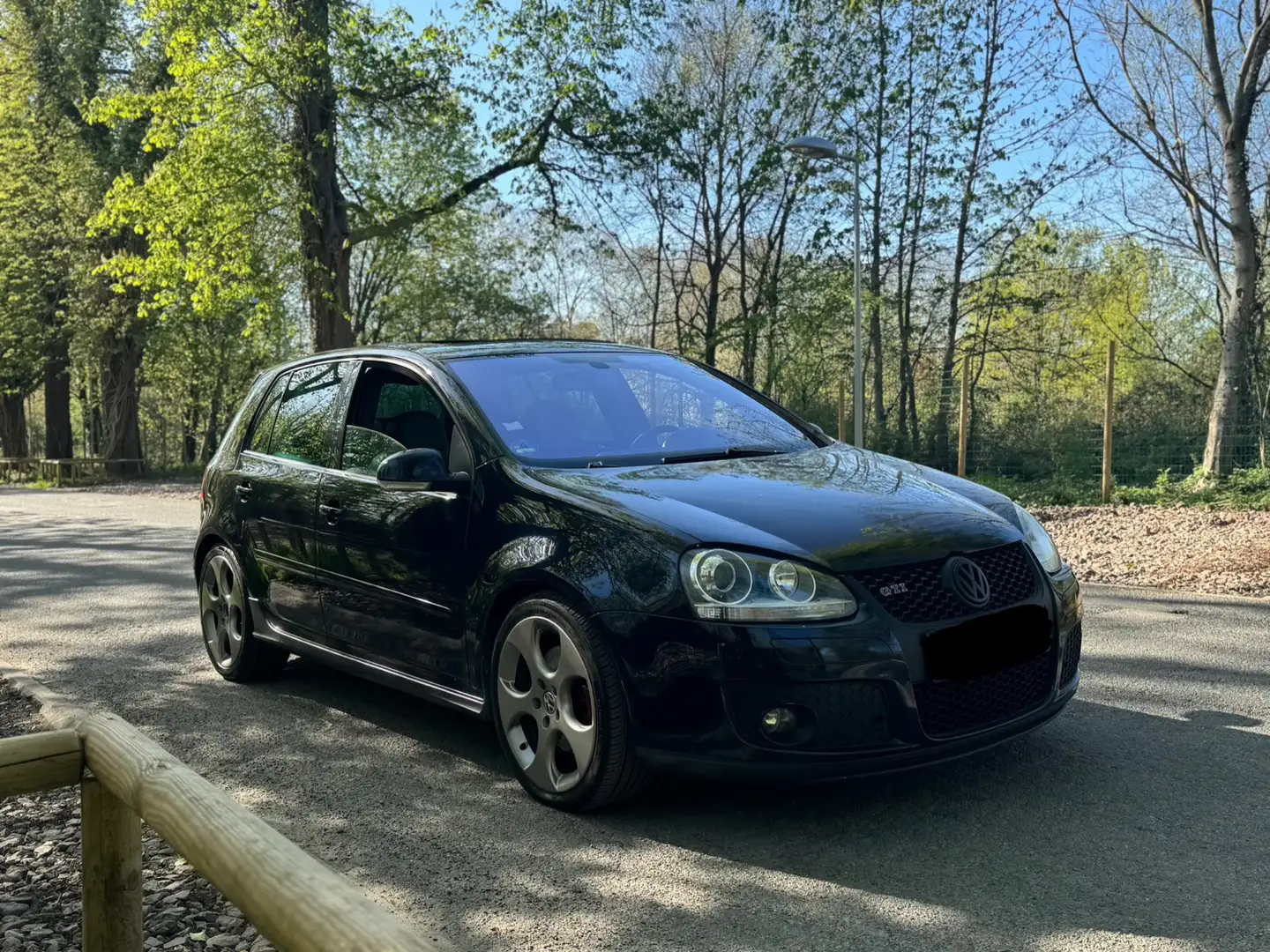Volkswagen Golf GTI 2.0 T 16S FSI 200 DSG - 1