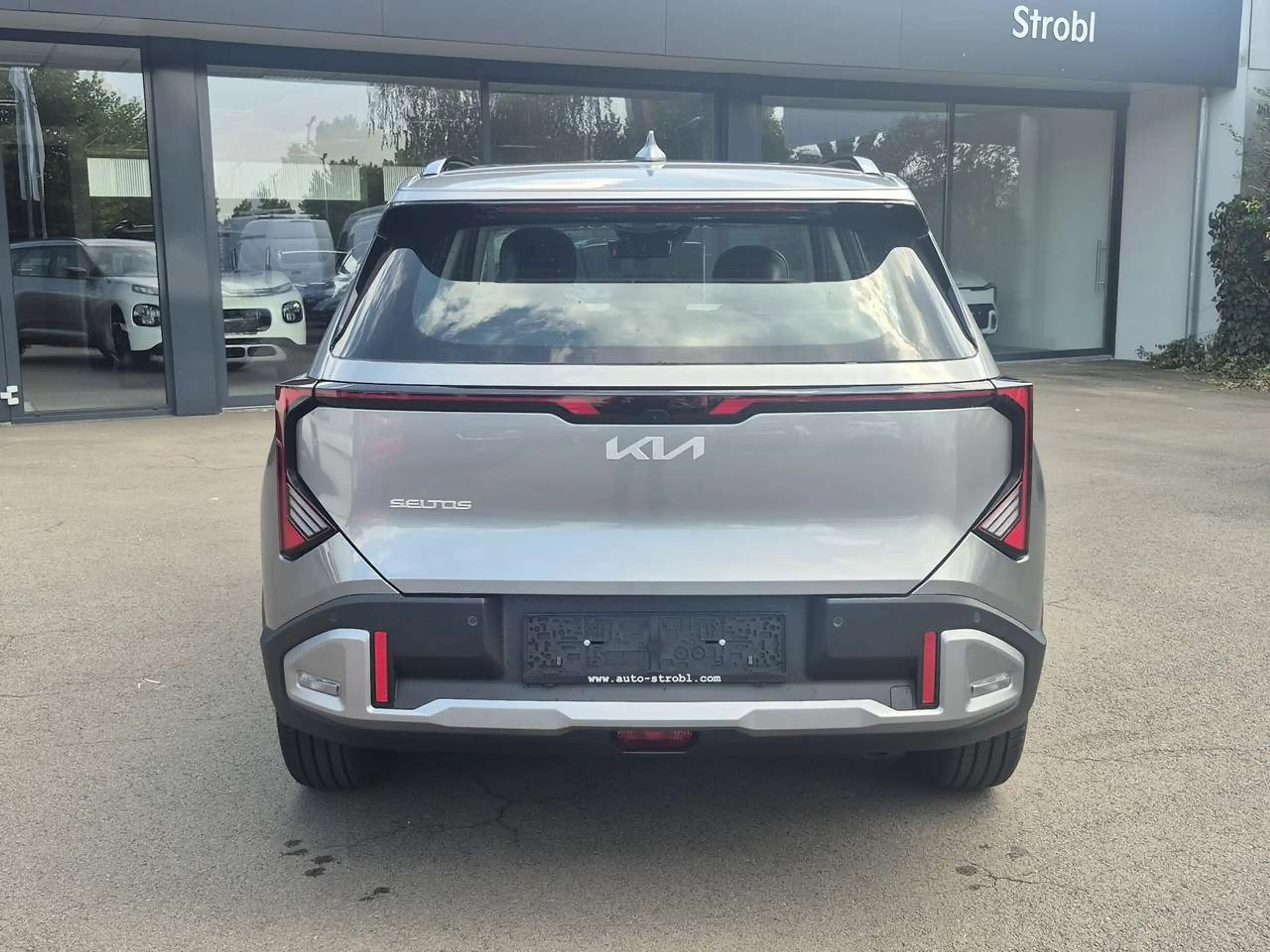 Kia Seltos Seltos 1,6 TGDI Silber Multimedia Paket, H&K LP: 37.440 — photo 5