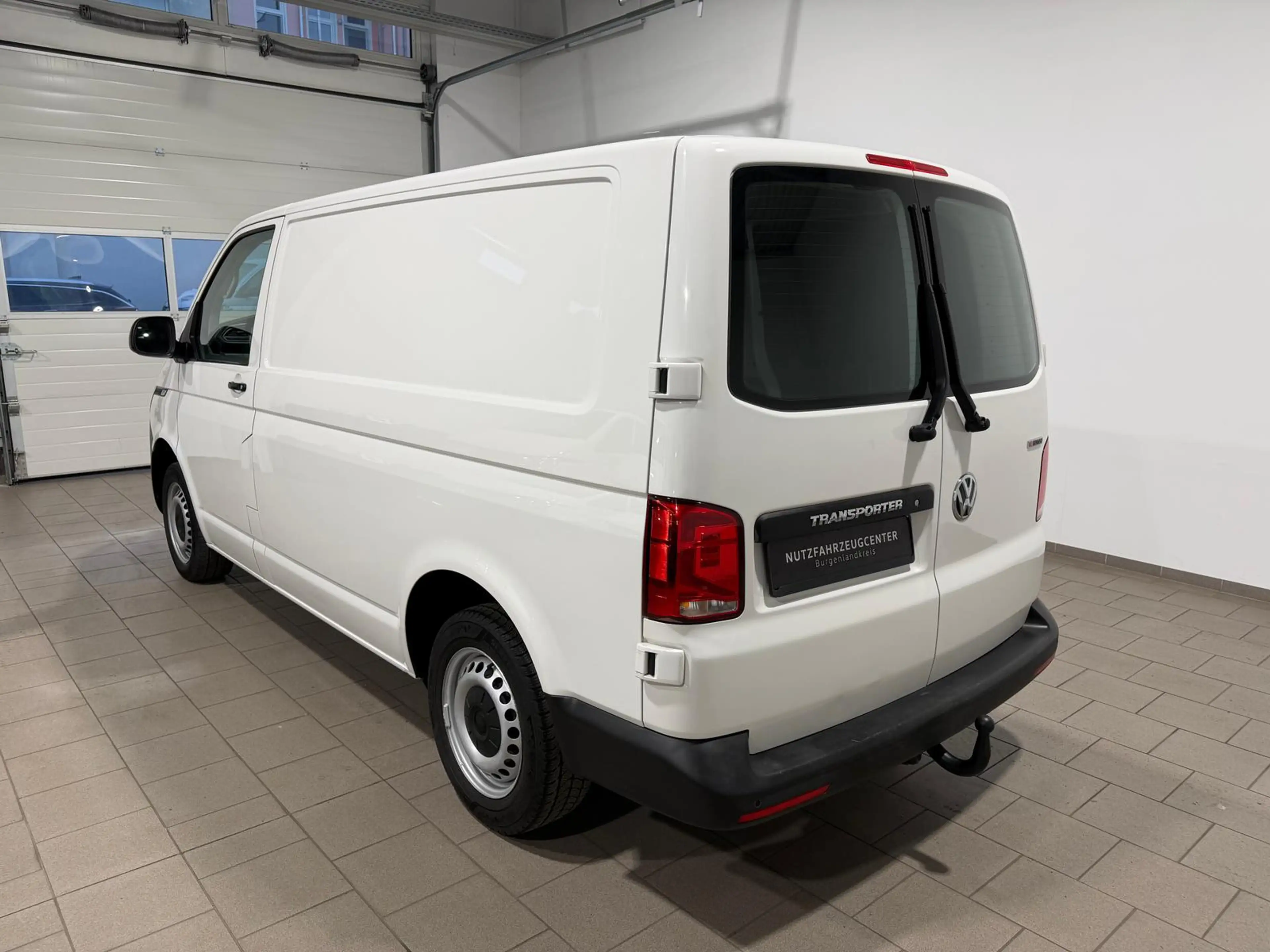 Volkswagen T6.1 Transporter ,4Motion,kurz,Klima,Radio,AHK — photo 4