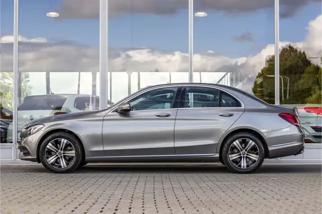Mercedes-Benz C-Class view 5