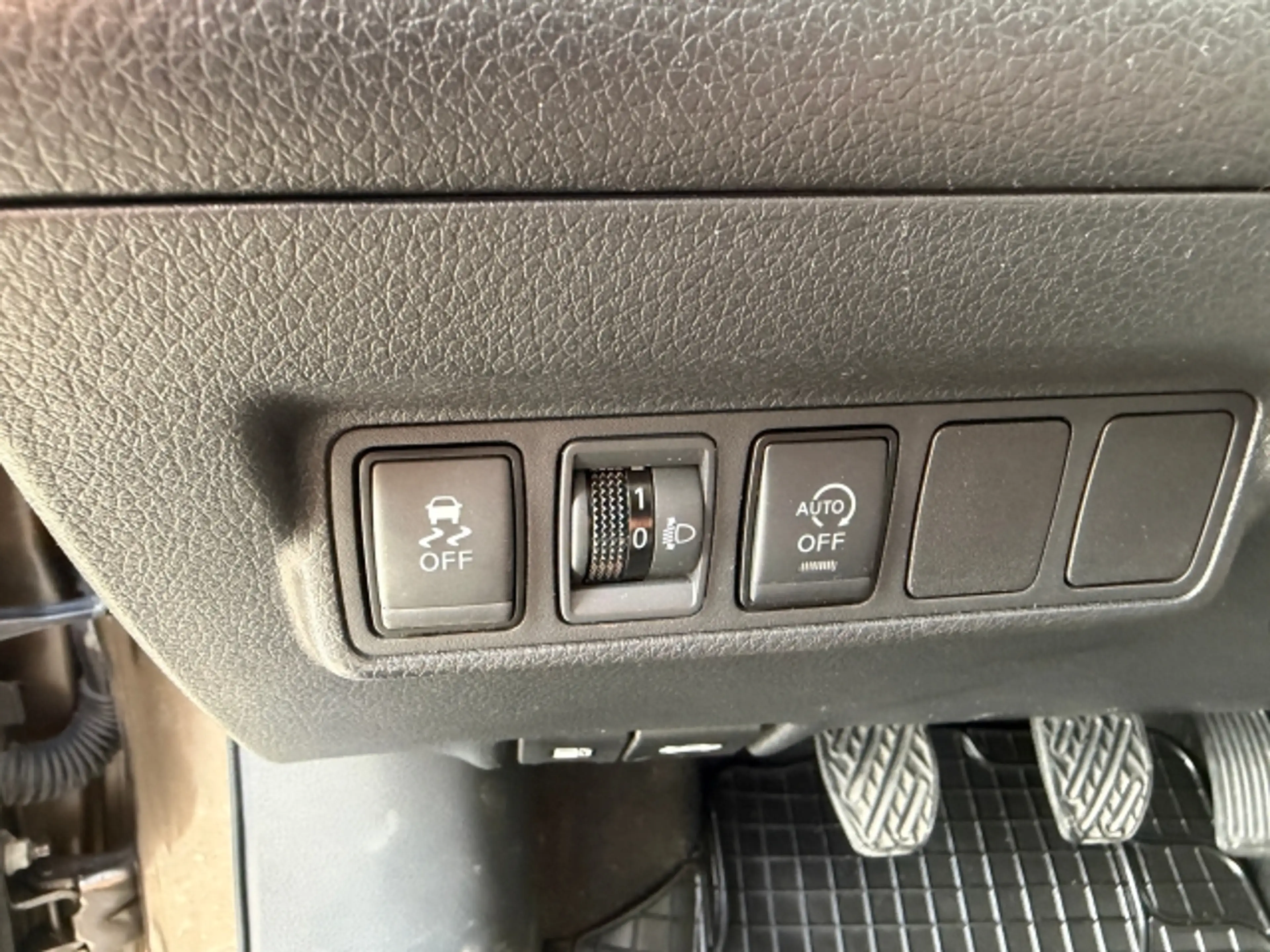 Nissan Pulsar Pulsar — photo 8
