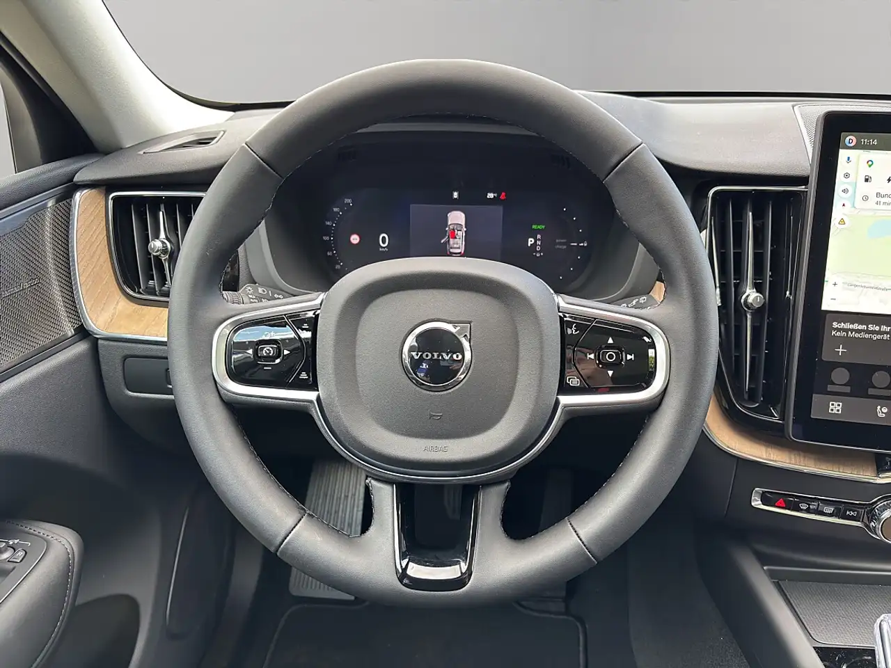 Volvo XC60 2026 — фото 10