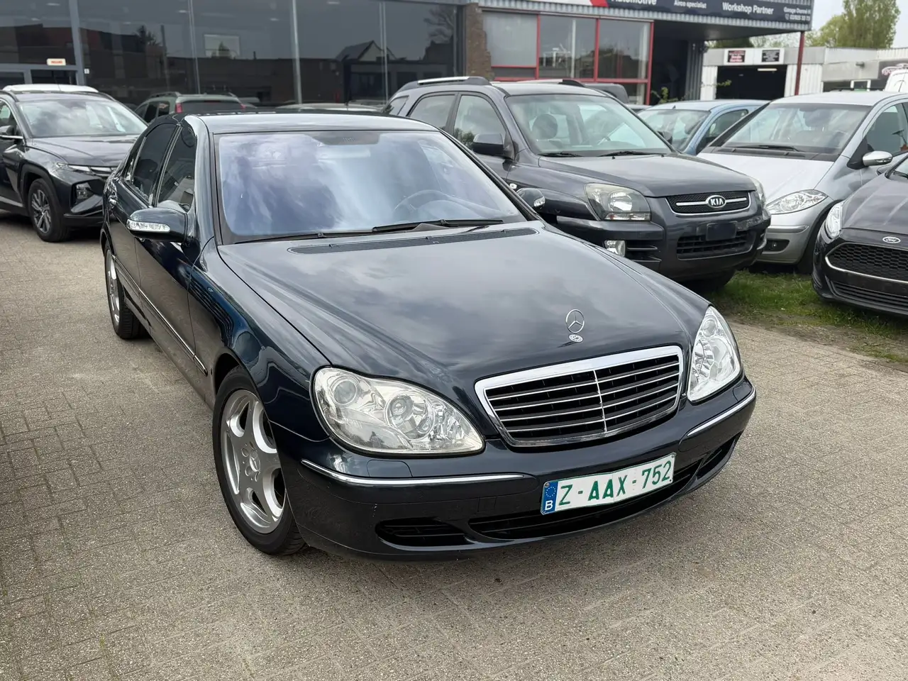 Mercedes-Benz S 320